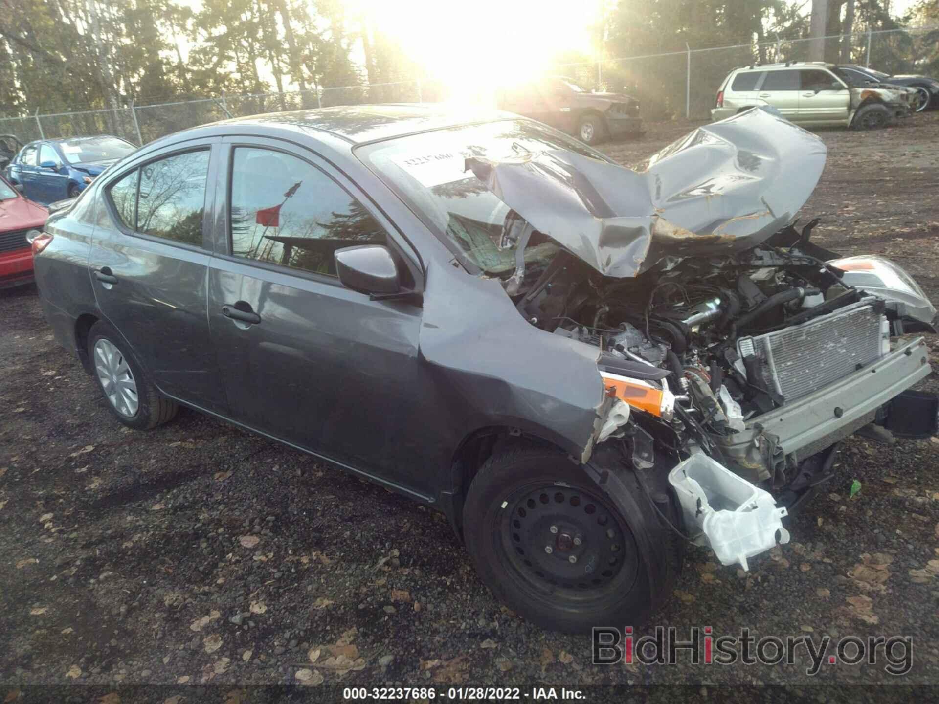 Photo 3N1CN7AP9KL816412 - NISSAN VERSA SEDAN 2019