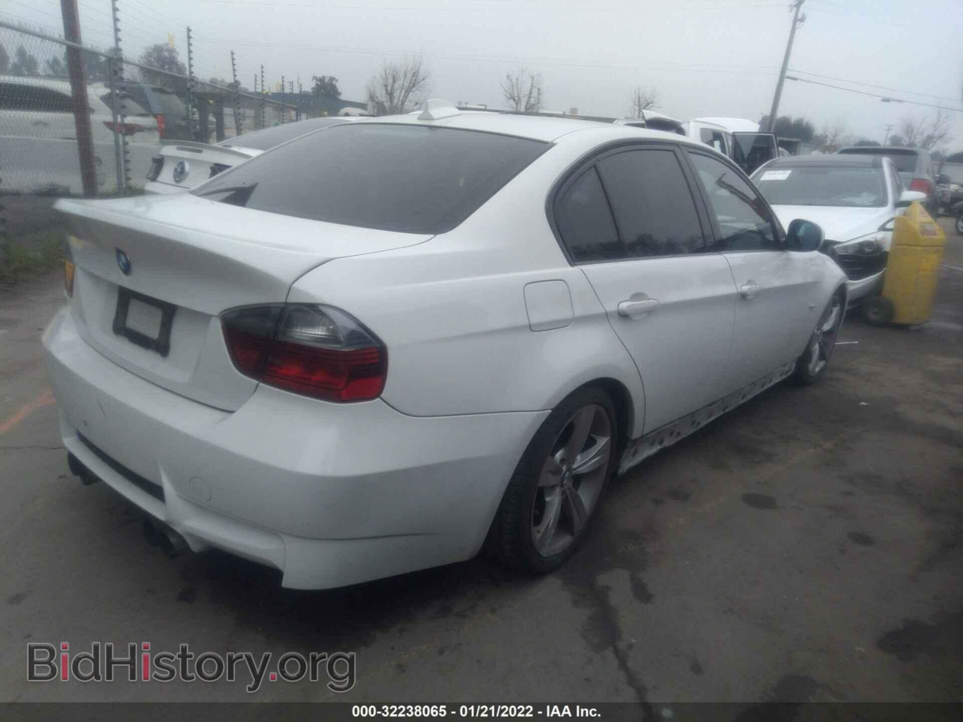2009 BMW 3 SERIES - VIN: WBAPM73549A365546 - Фото 4