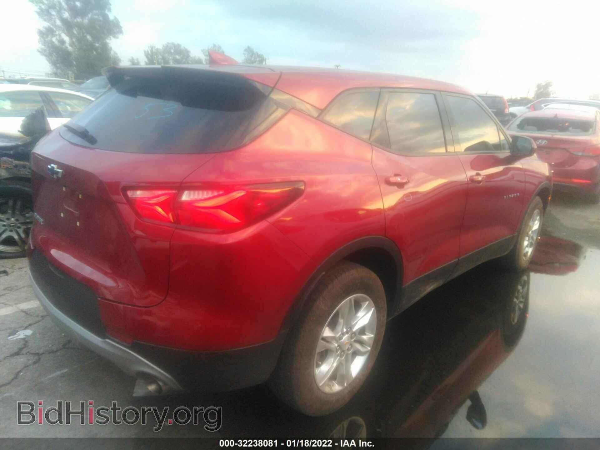 2021 CHEVROLET BLAZER - VIN: 3GNKBCRSXMS528207 - Фото 4