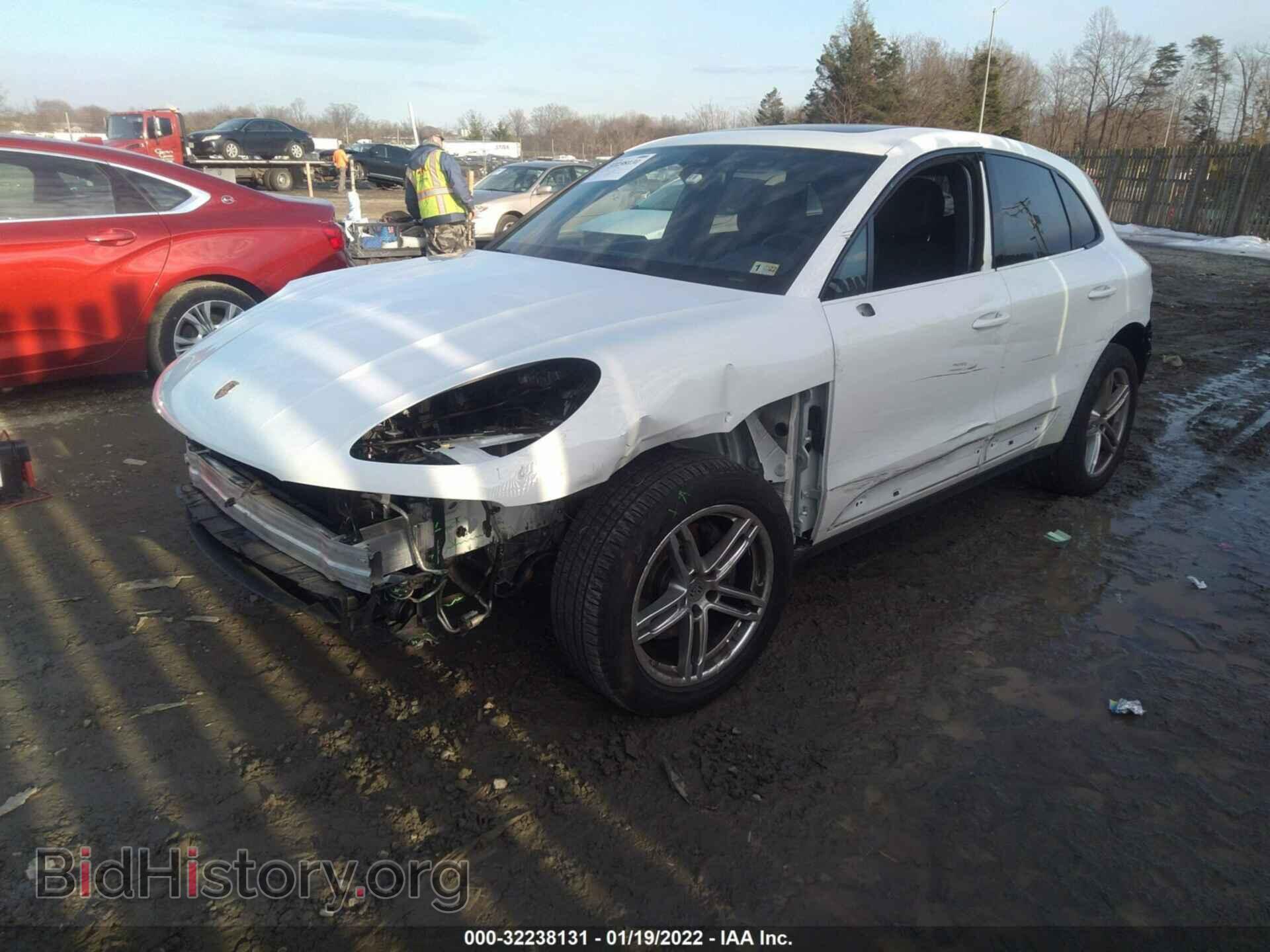 2020 PORSCHE MACAN - VIN: WP1AA2A54LLB10039 - Фото 2