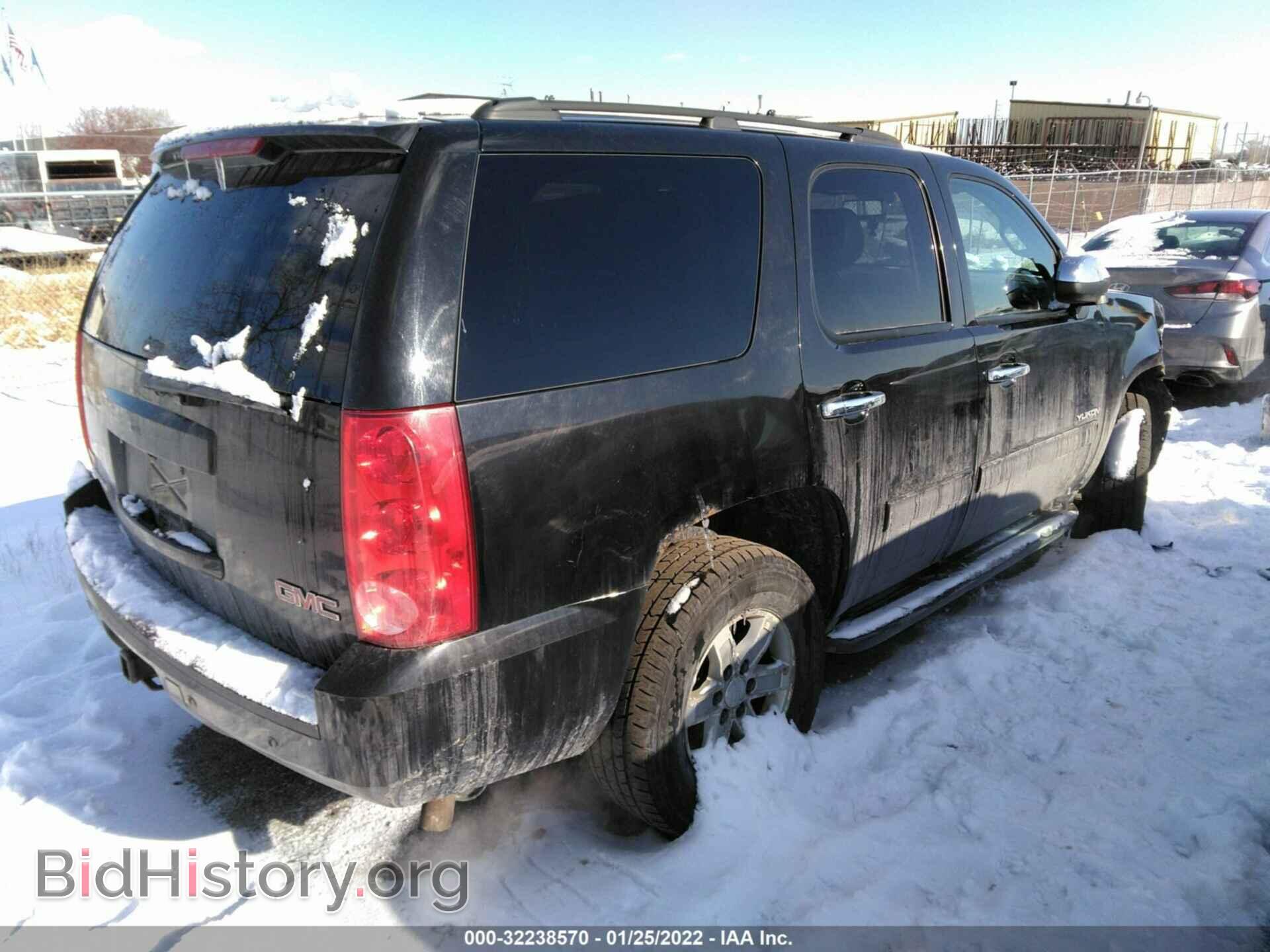 2010 GMC YUKON - VIN: 1GKUKAE00AR169740 - Photo 4