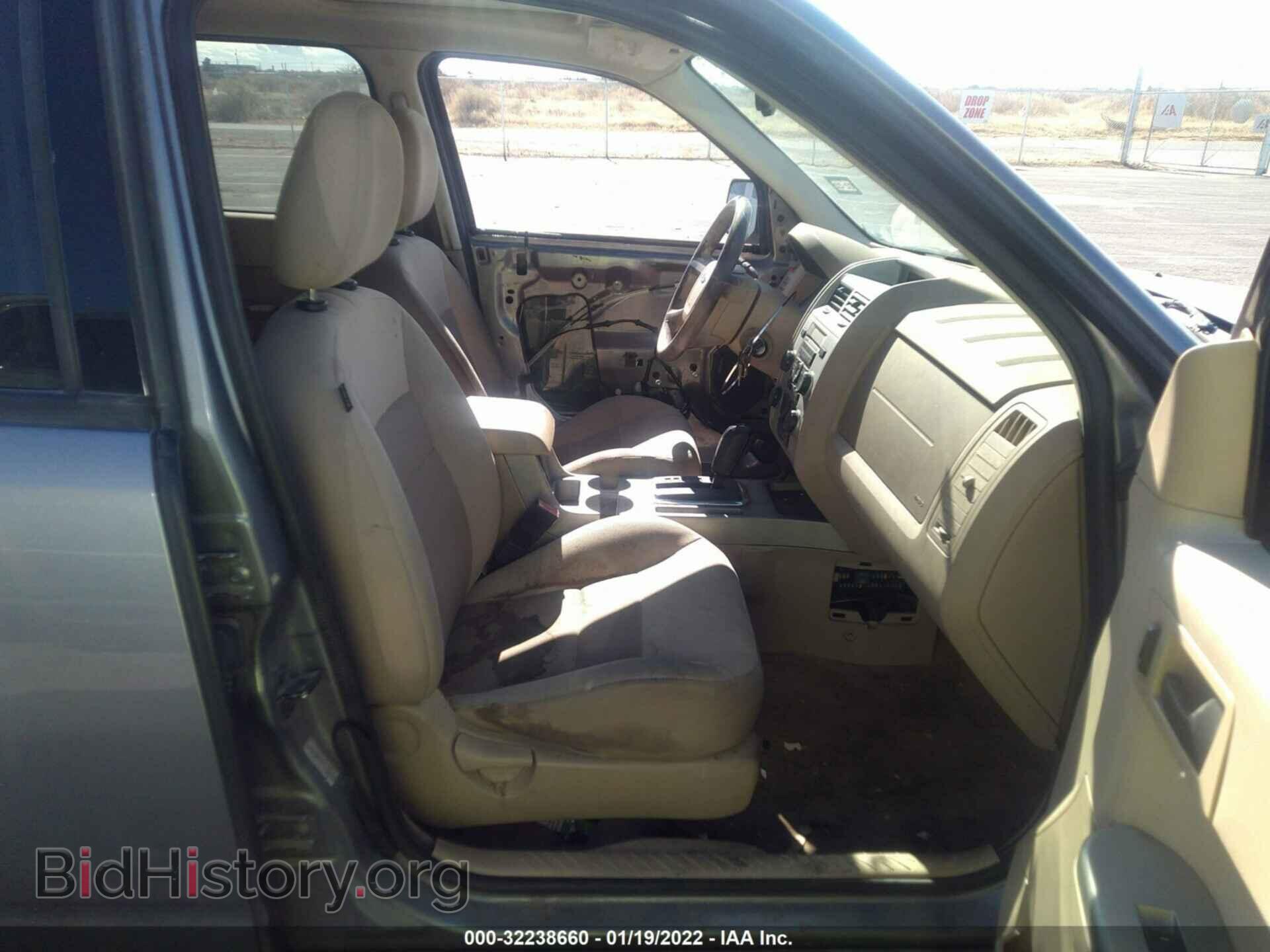 2008 FORD ESCAPE - VIN: 1FMCU03128KD07977 - Фото 5