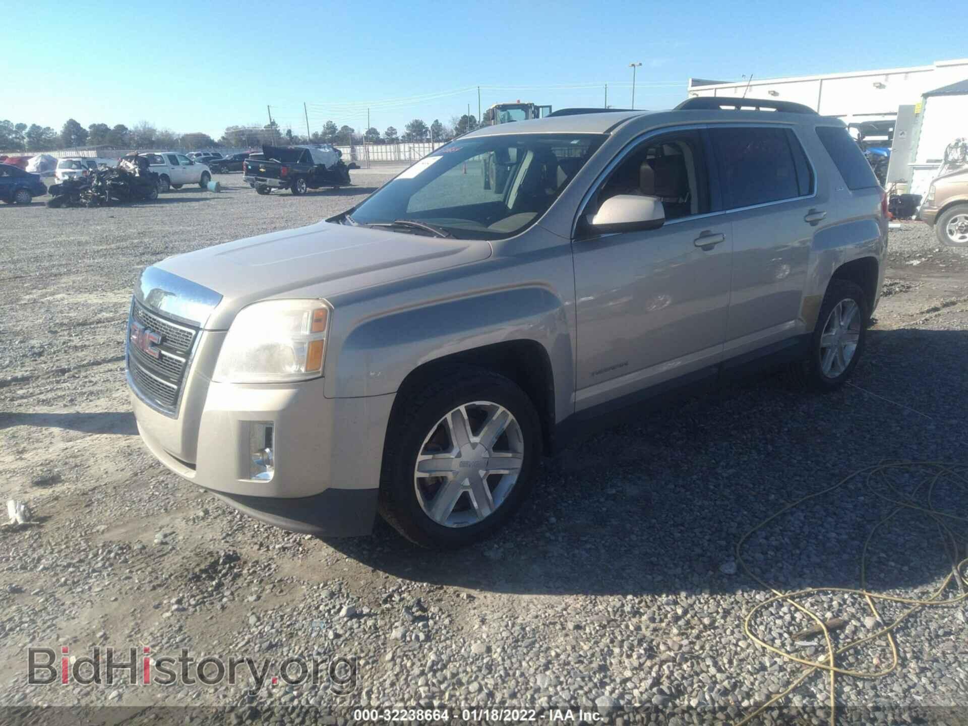 2011 GMC TERRAIN - VIN: 2CTALUEC3B6437964 - Фото 2