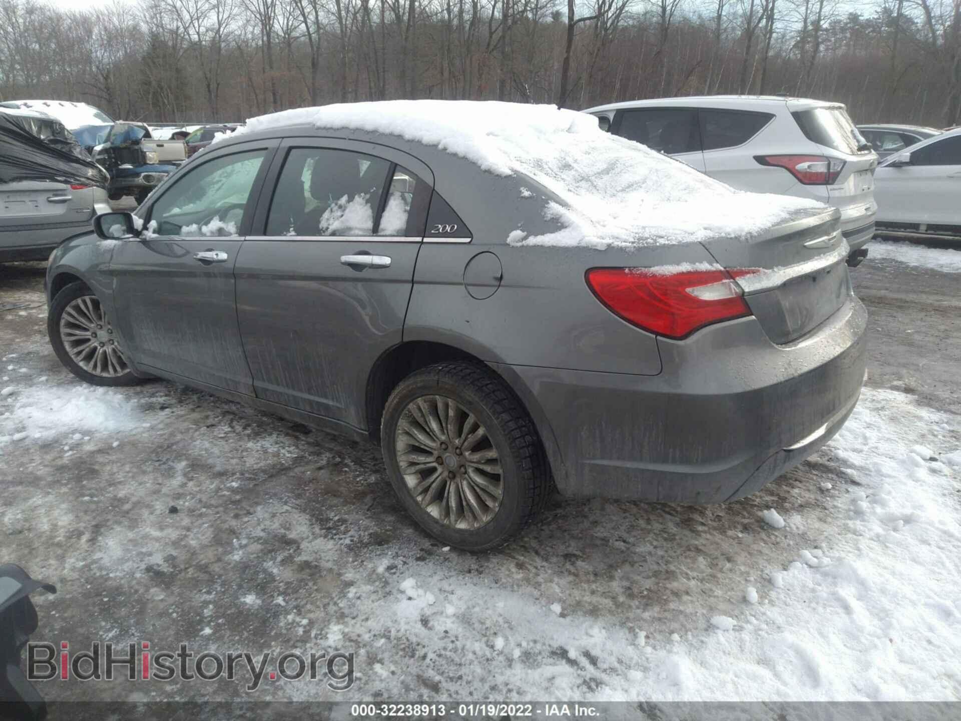 2012 CHRYSLER 200 - VIN: 1C3CCBCB1CN121113 - Фото 3