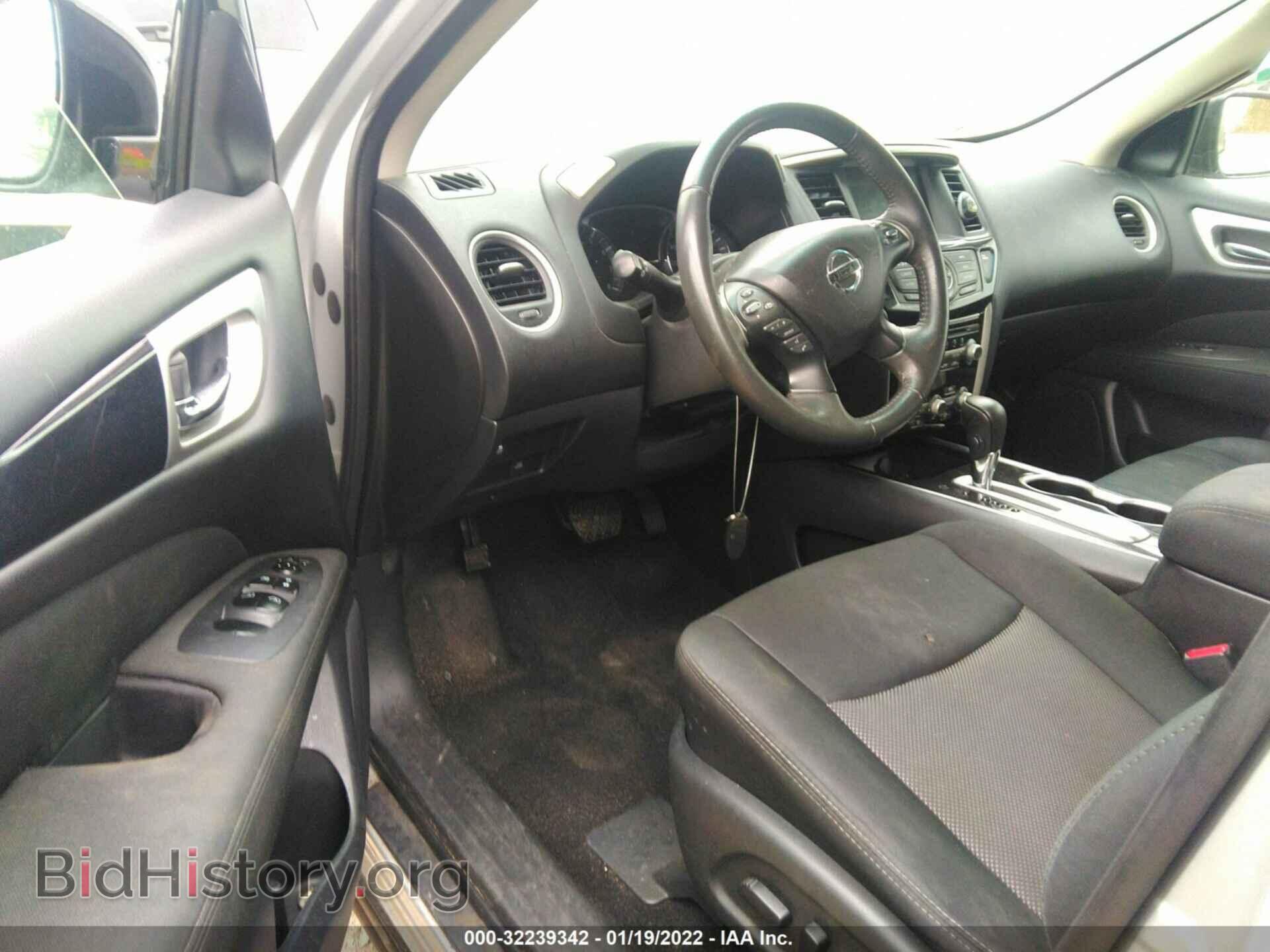 2017 NISSAN PATHFINDER - VIN: 5N1DR2MN2HC697301 - Фото 5