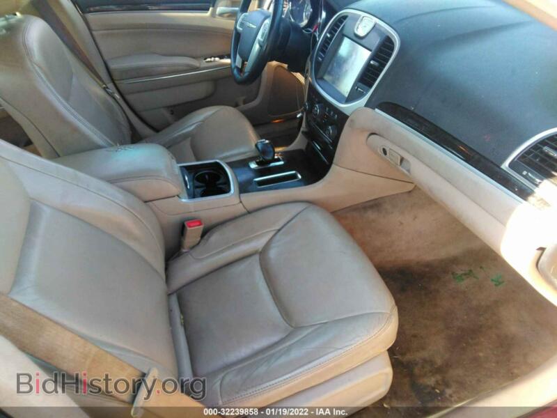 2014 Chrysler 300 (VIN 2C3CCAAG2EH372968) — фото 5 из 12