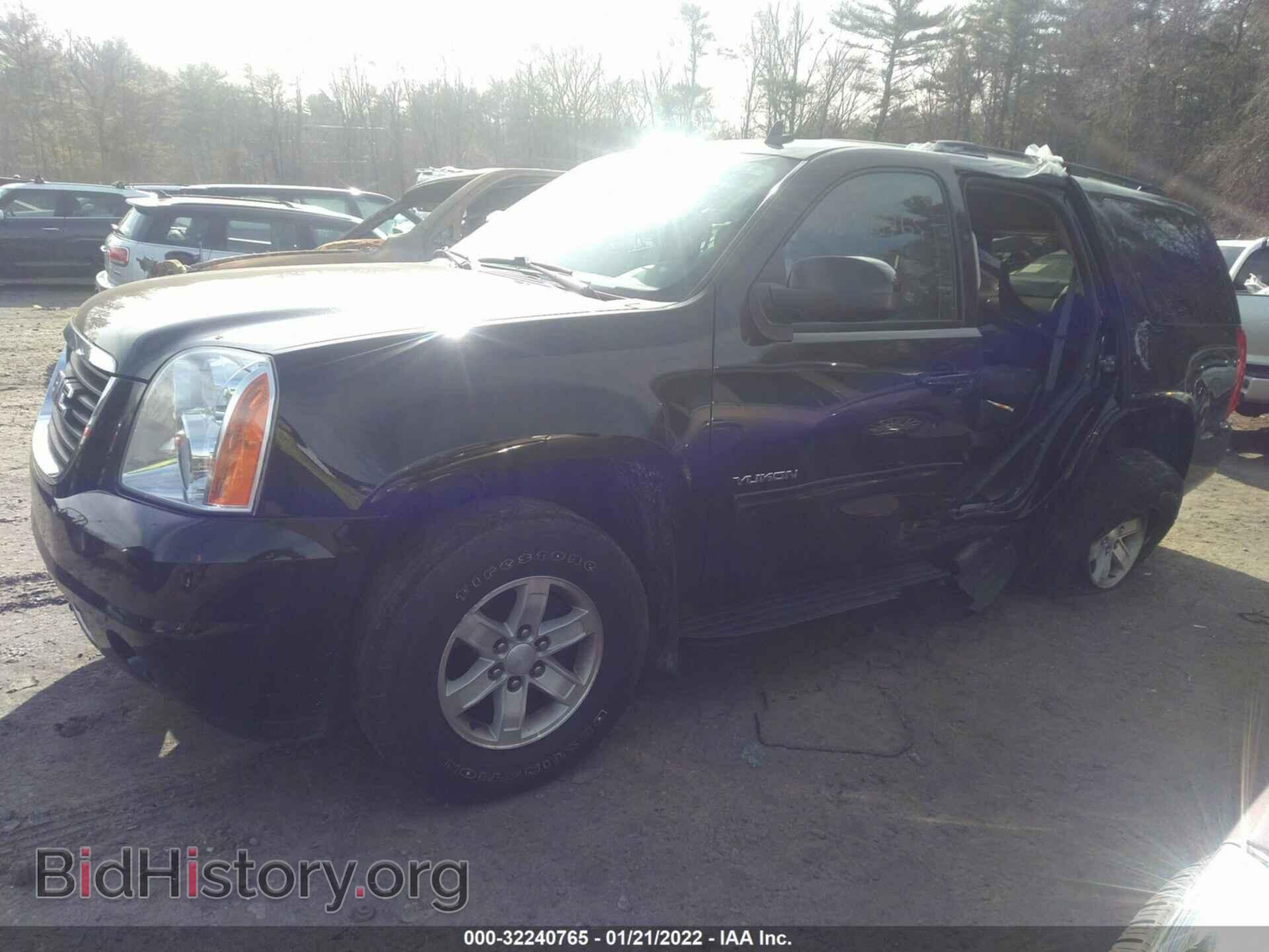 2011 GMC YUKON - VIN: 1GKS2AE02BR172535 - Фото 2