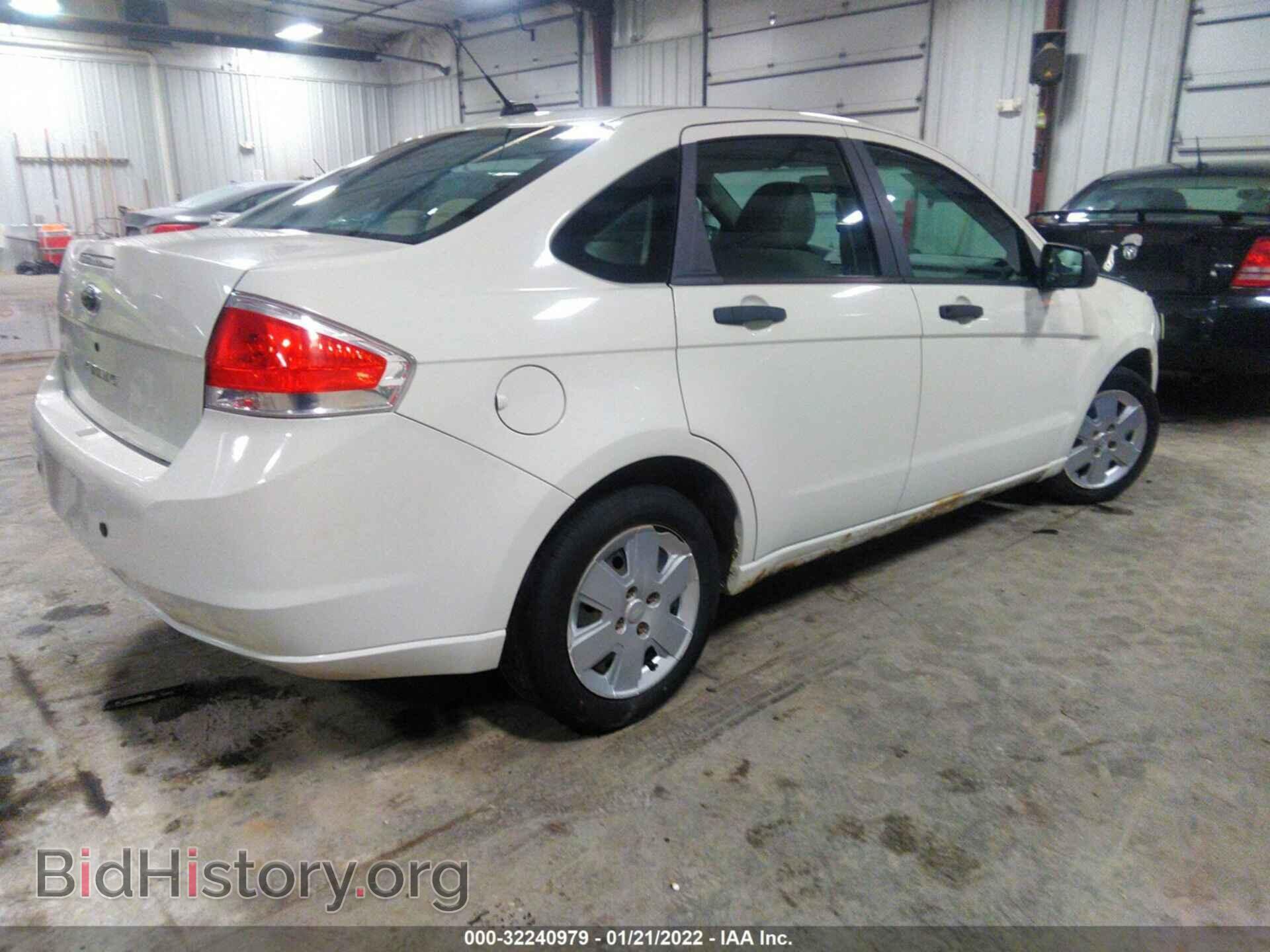 2009 FORD FOCUS - VIN: 1FAHP34N29W207303 - Фото 4