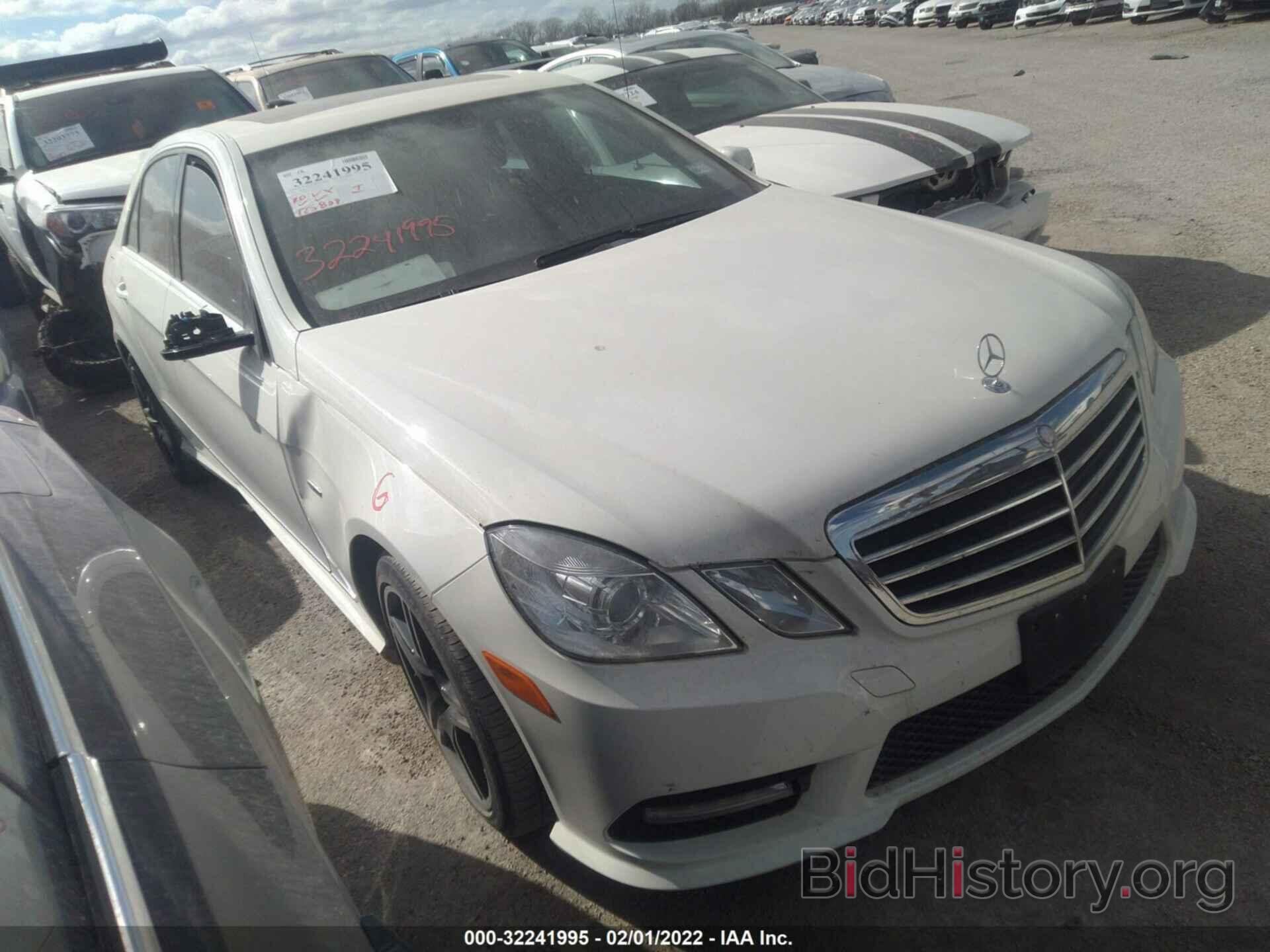 Photo WDDHF5KB2CA564170 - MERCEDES-BENZ E-CLASS 2012