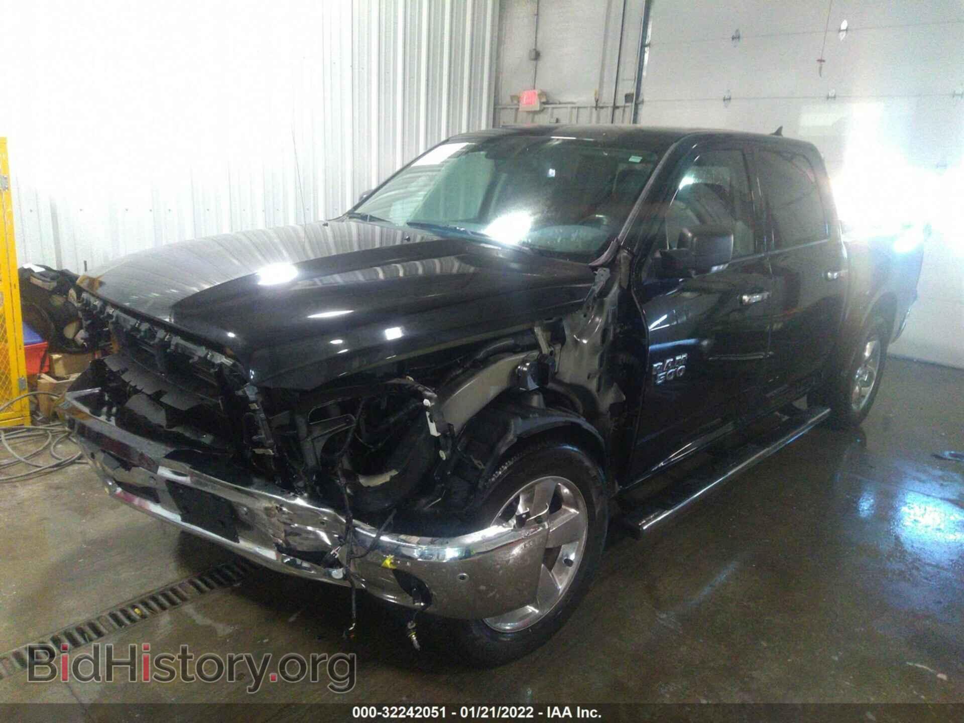 2017 RAM 1500 - VIN: 1C6RR6LT7HS695879 - Photo 2