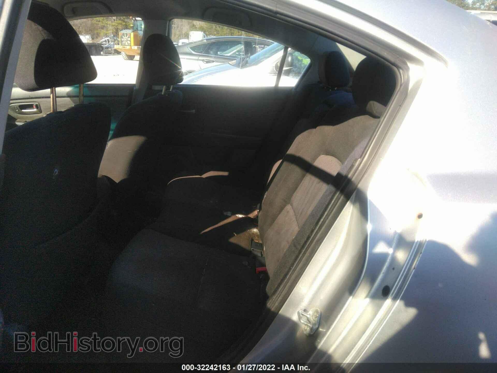 2007 MAZDA MAZDA3 - VIN: JM1BK12F371649189 - Фото 8