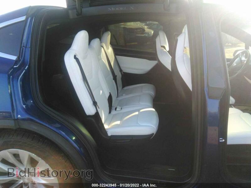 2017 Tesla MODEL X (VIN 5YJXCDE24HF063767) — photo 8 of 12