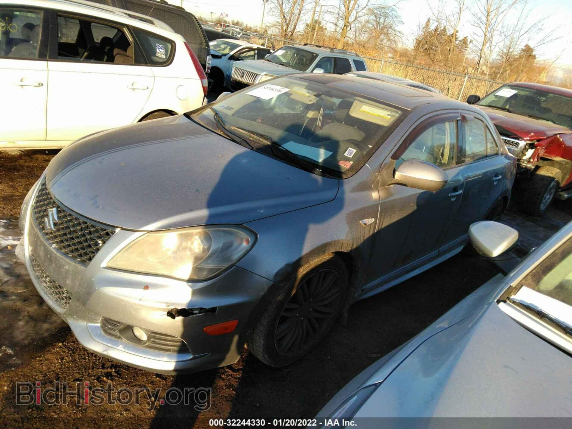 2011 SUZUKI KIZASHI - VIN: JS2RF9A66B6110201 - Фото 2