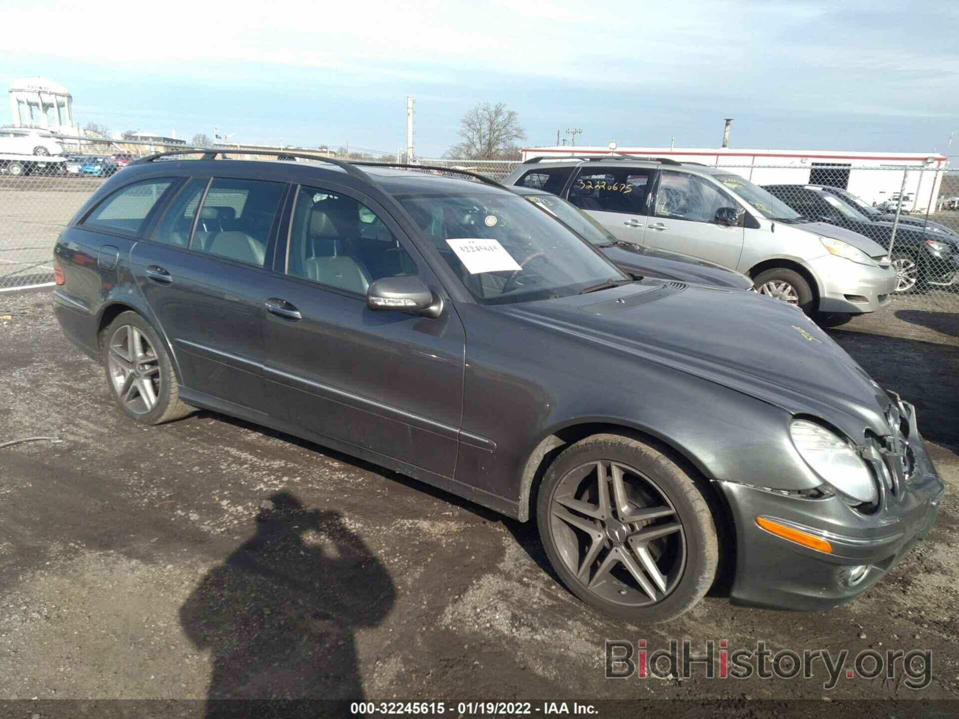 Photo WDBUH87X48B199516 - MERCEDES-BENZ E-CLASS 2008