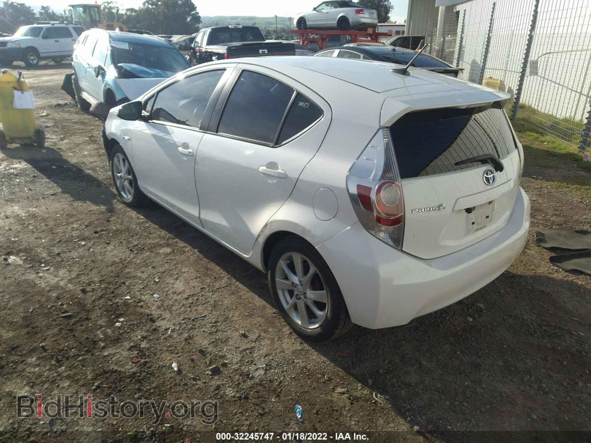 2012 TOYOTA PRIUS C - VIN: JTDKDTB36C1001710 - Фото 3