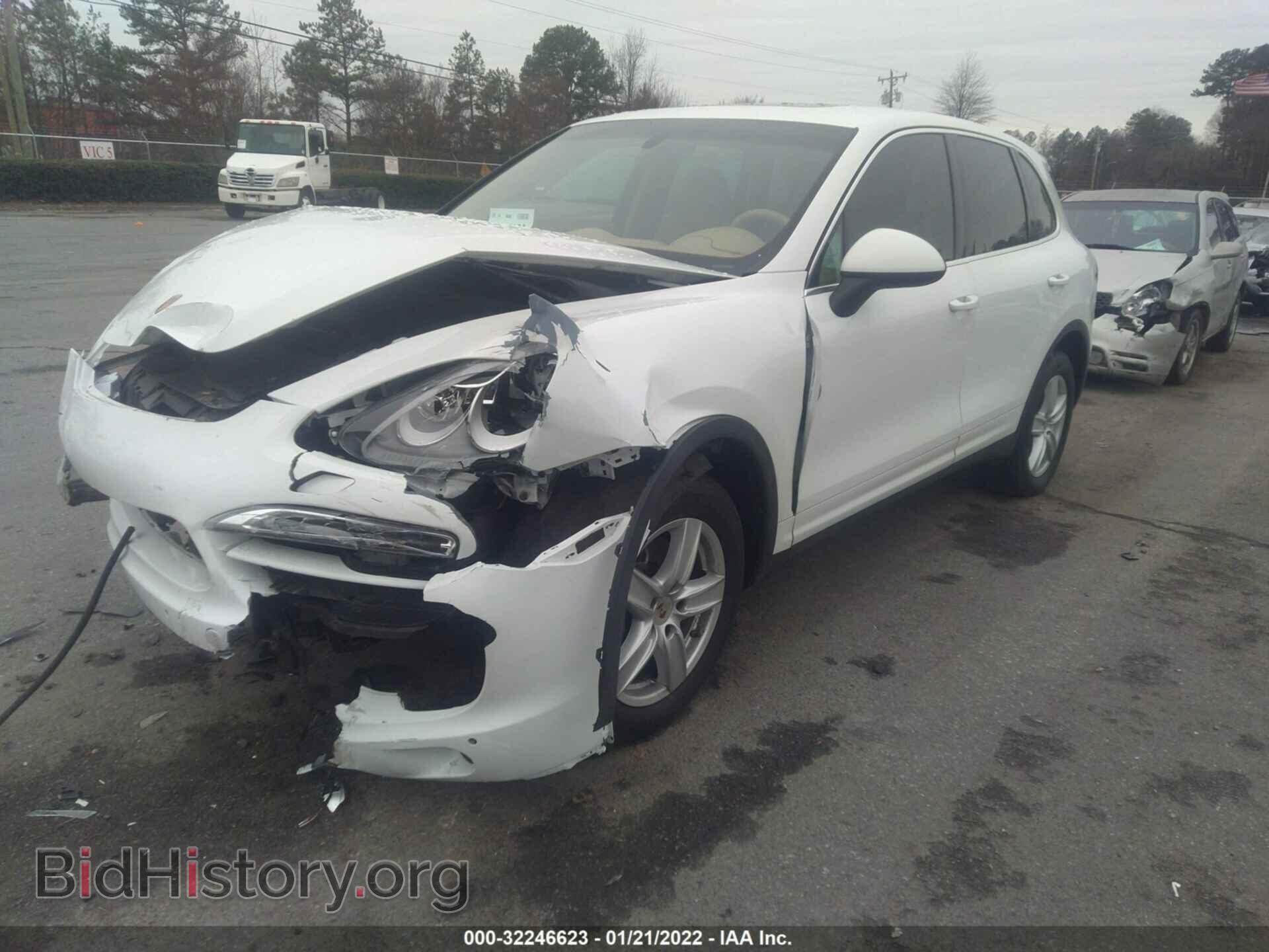 2012 PORSCHE CAYENNE - VIN: WP1AA2A21CLA09594 - Photo 2