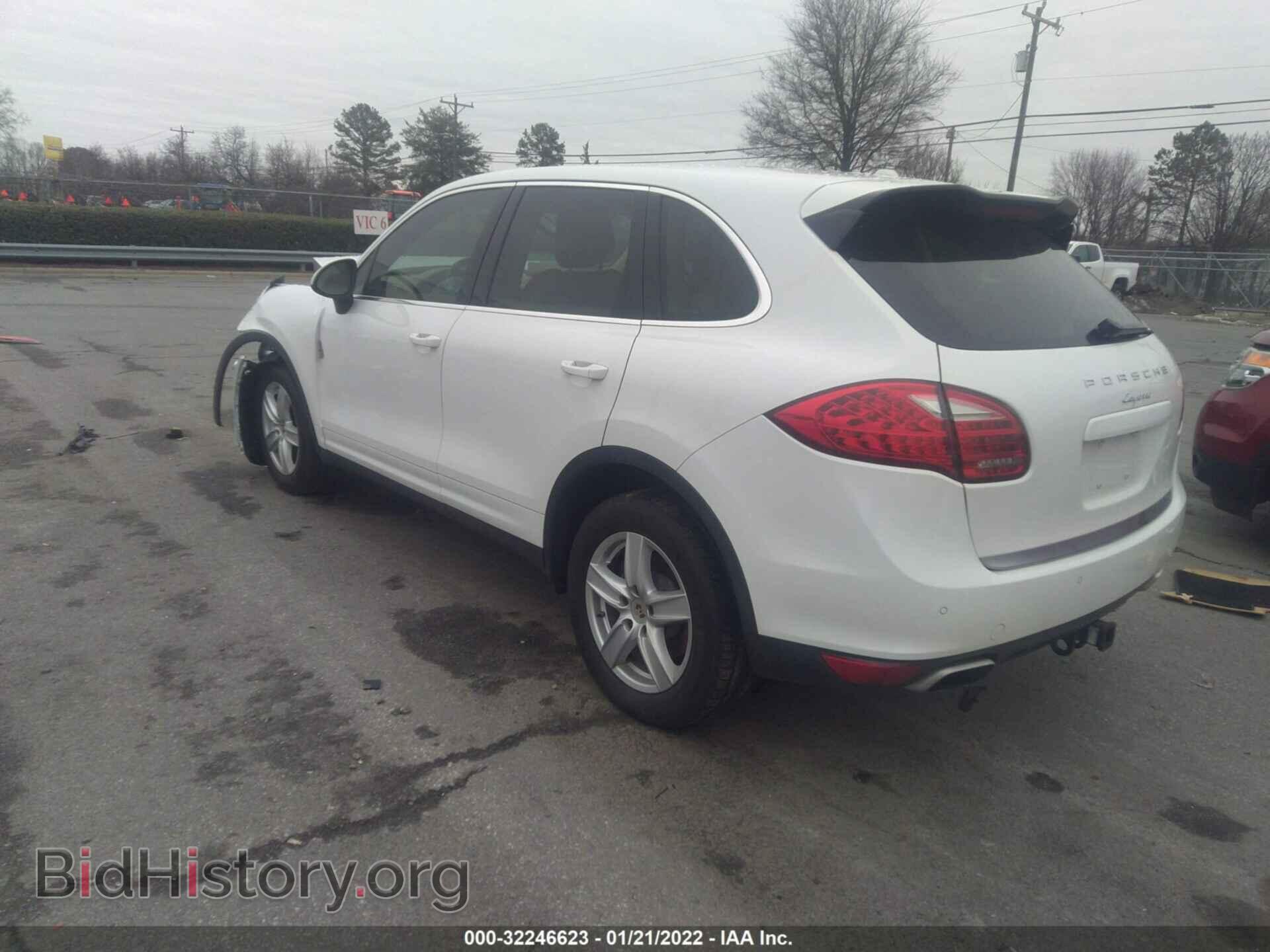 2012 PORSCHE CAYENNE - VIN: WP1AA2A21CLA09594 - Photo 3