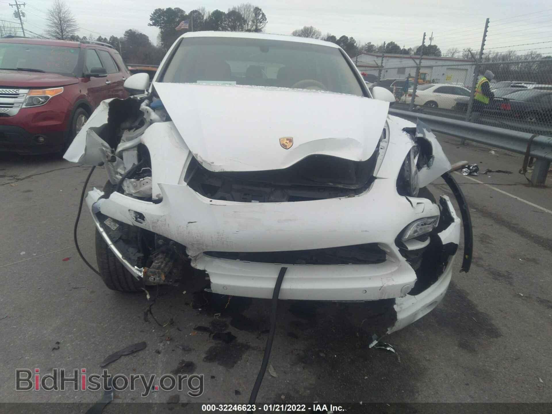 2012 PORSCHE CAYENNE - VIN: WP1AA2A21CLA09594 - Photo 6