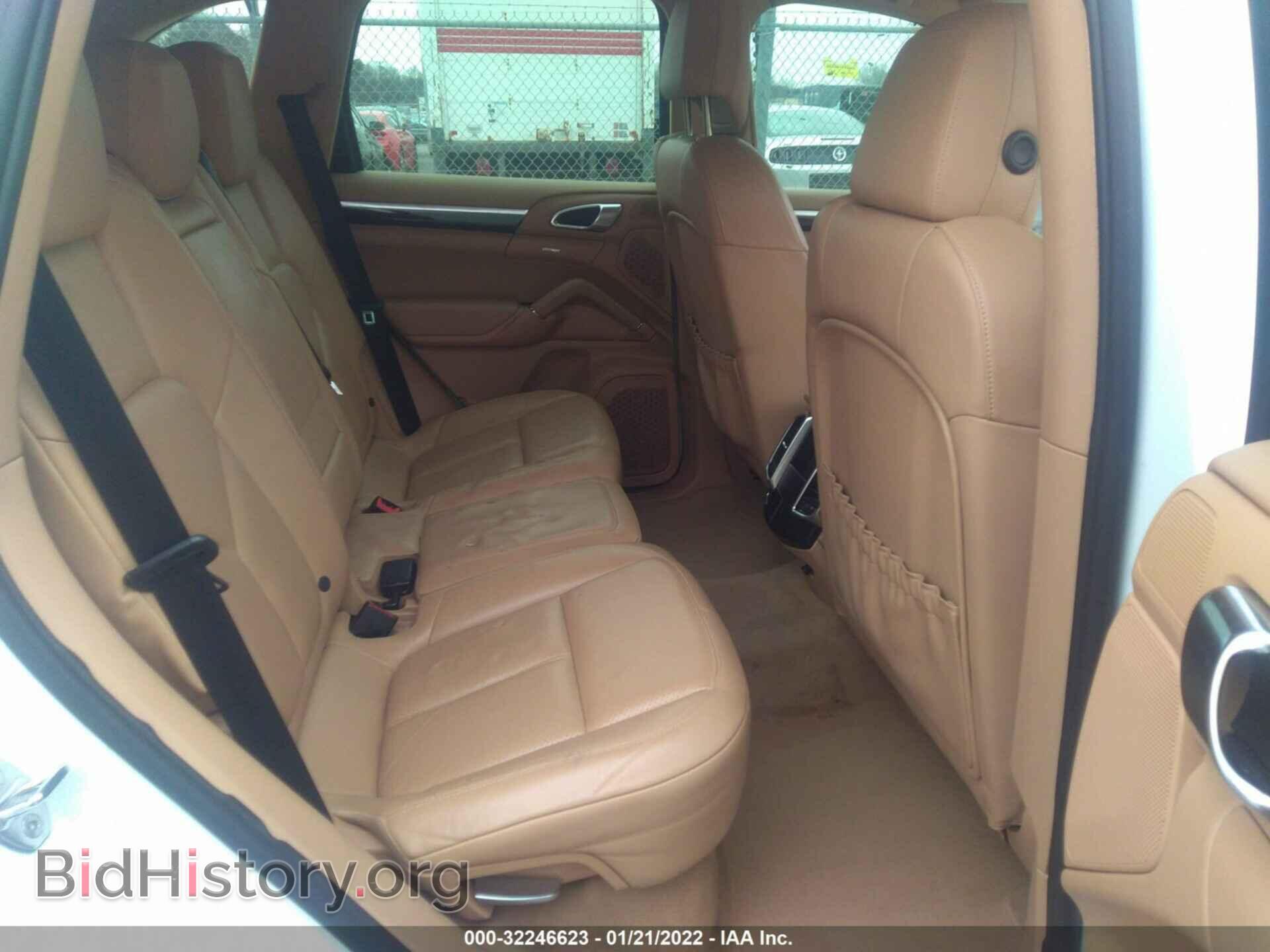 2012 PORSCHE CAYENNE - VIN: WP1AA2A21CLA09594 - Photo 8