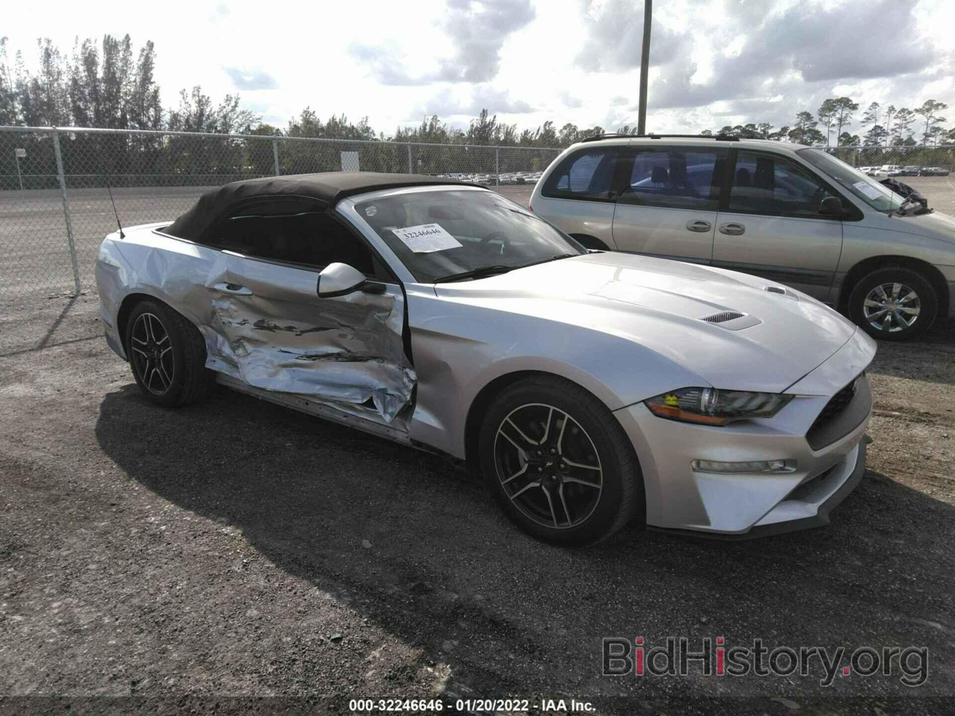 Photo 1FATP8UH4J5115198 - FORD MUSTANG 2018