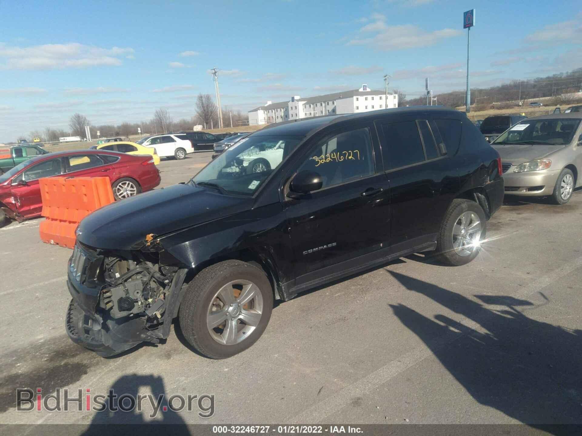 2014 JEEP COMPASS - VIN: 1C4NJDBB1ED808849 - Фото 2