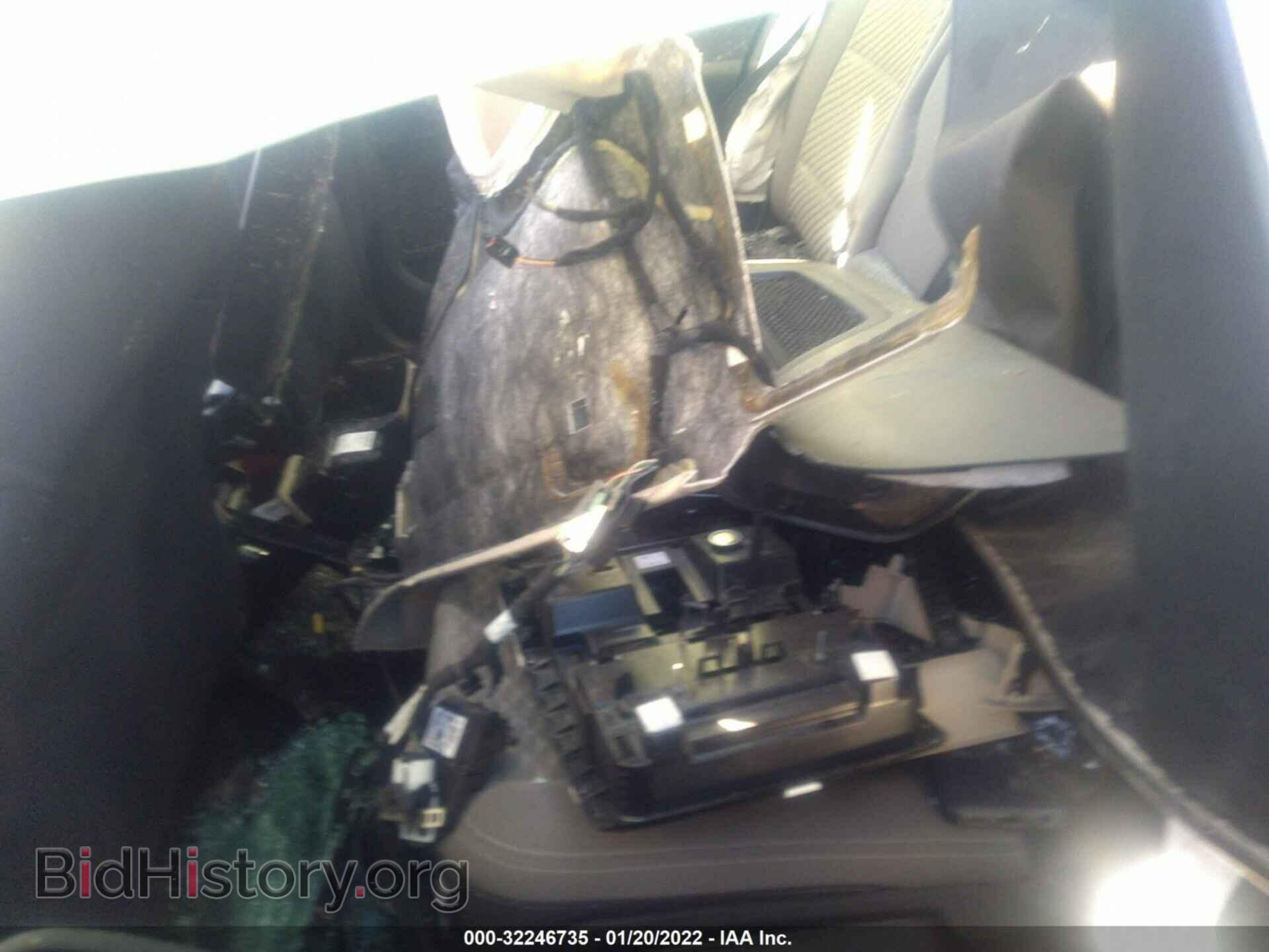 2020 FORD ESCAPE - VIN: 1FMCU9G66LUA45677 - Photo 8