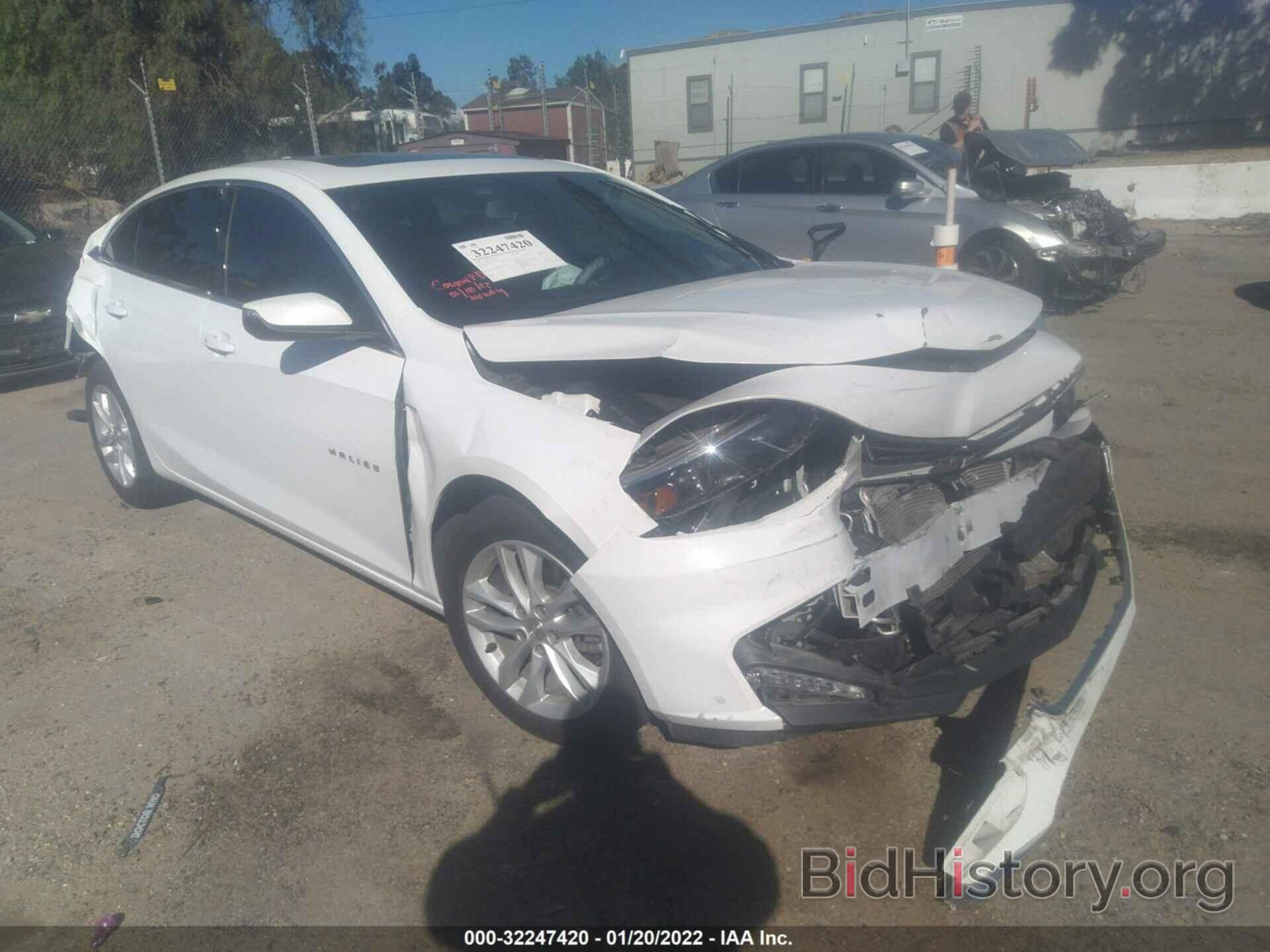 Photo 1G1ZD5ST2JF218156 - CHEVROLET MALIBU 2018