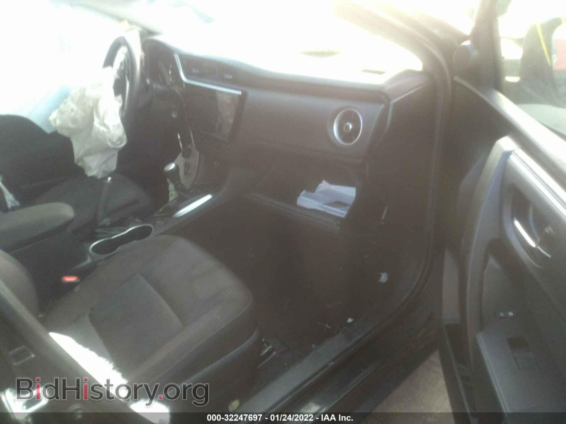 2017 TOYOTA COROLLA - VIN: 2T1BURHEXHC840323 - Photo 5