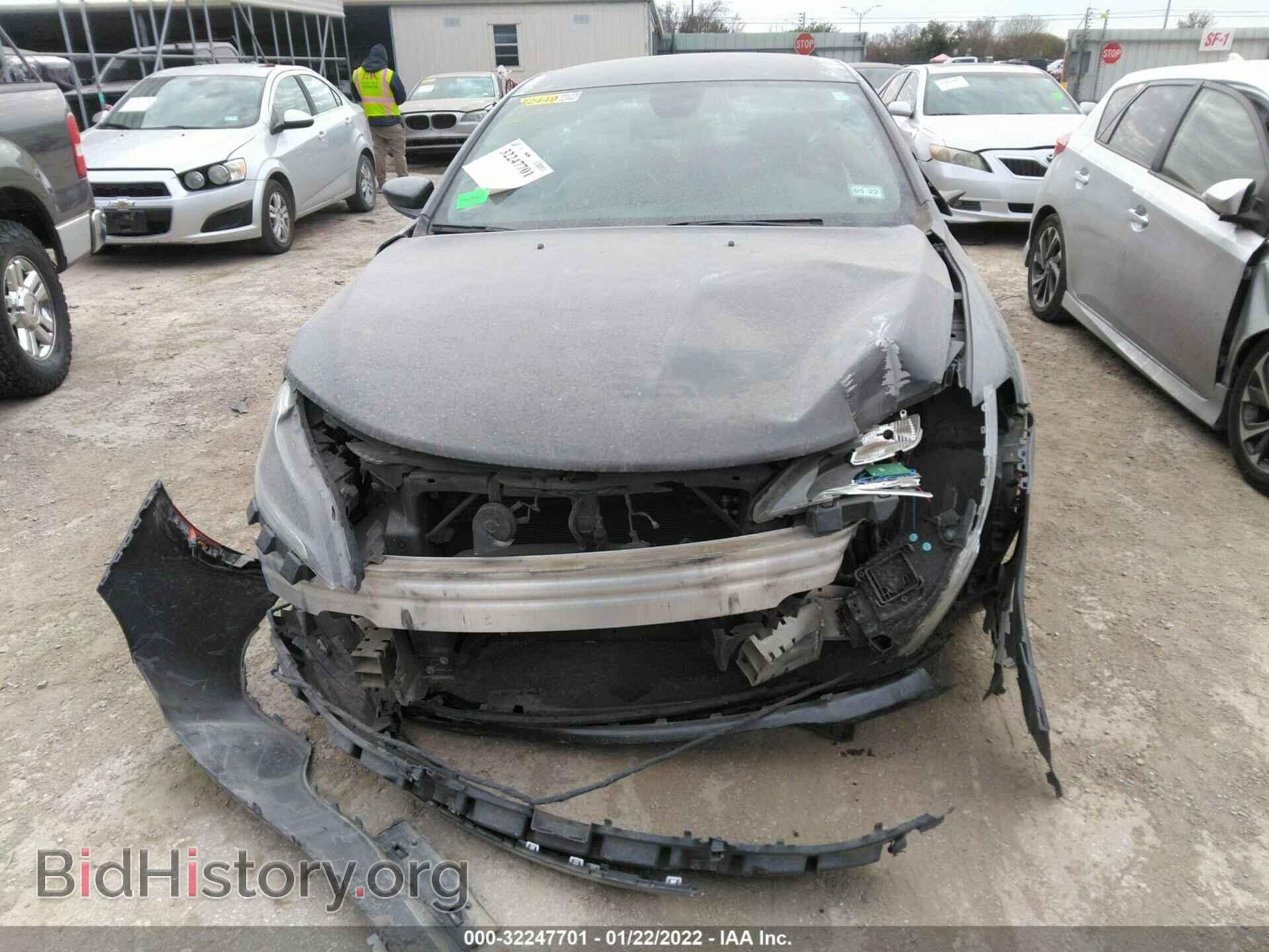 2016 CHRYSLER 200 - VIN: 1C3CCCAB8GN191674 - Фото 6