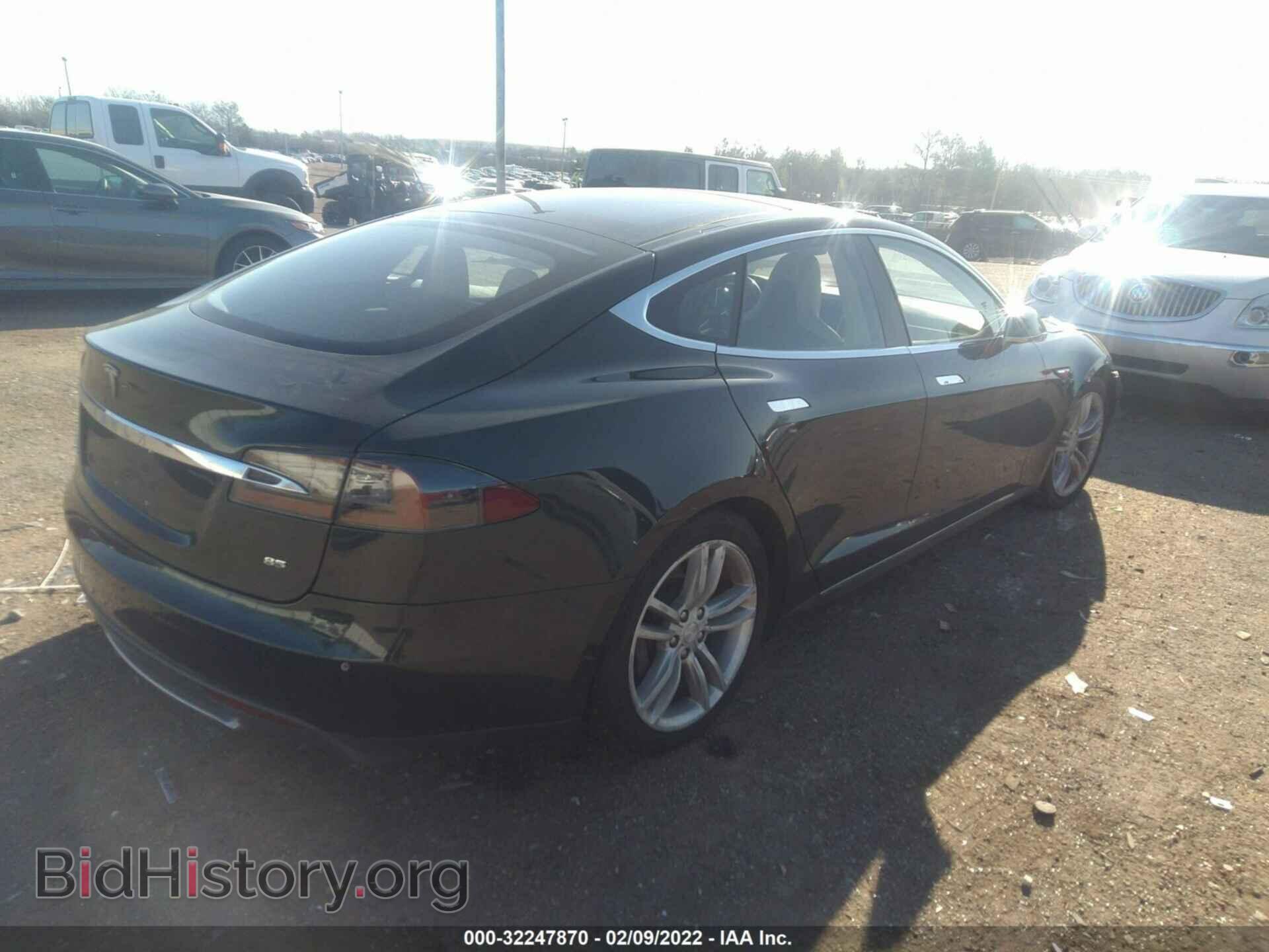2014 TESLA MODEL S - VIN: 5YJSA1H12EFP60514 - Фото 4