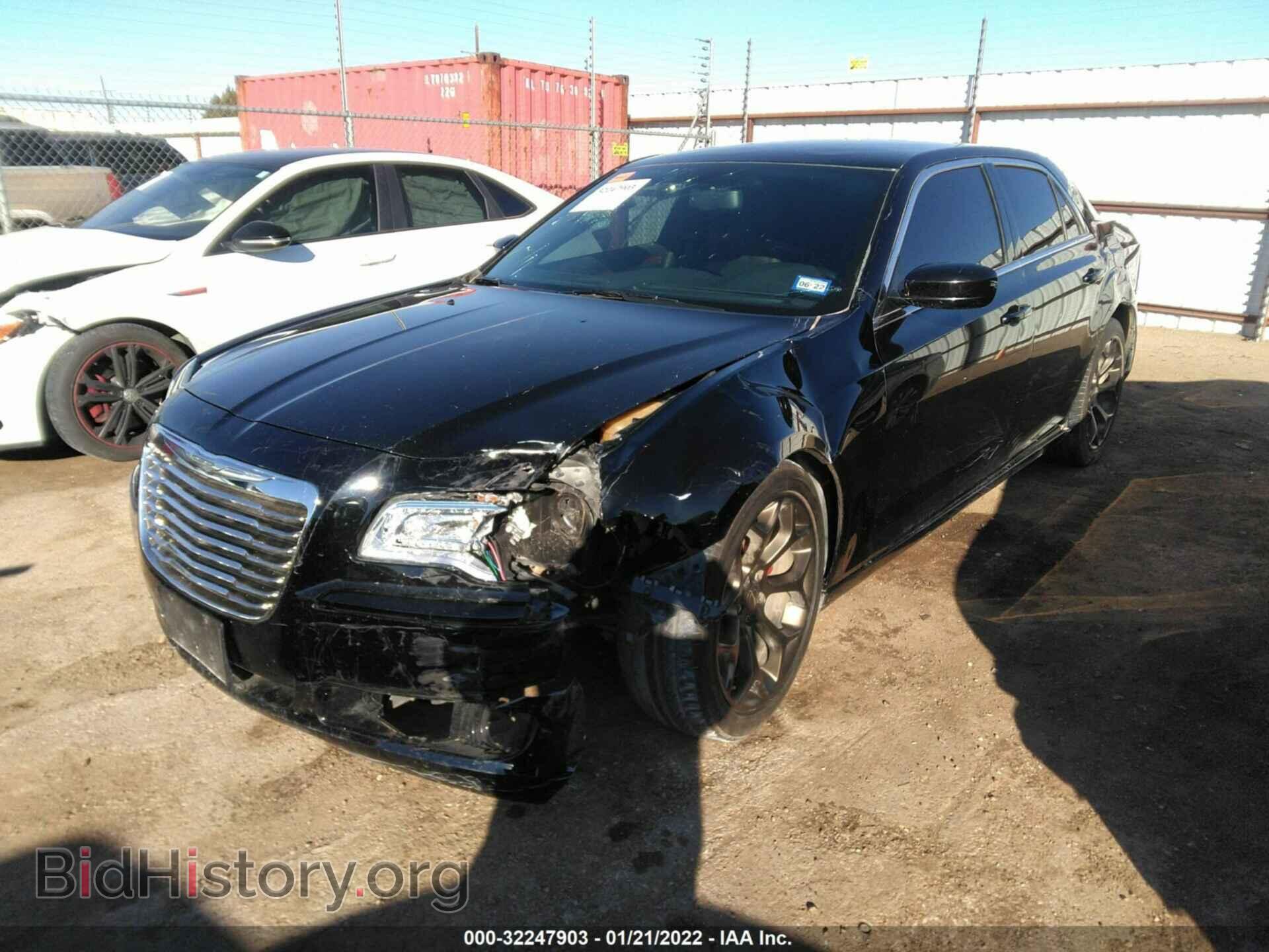 2012 CHRYSLER 300 - VIN: 2C3CCAAG1CH213713 - Фото 2