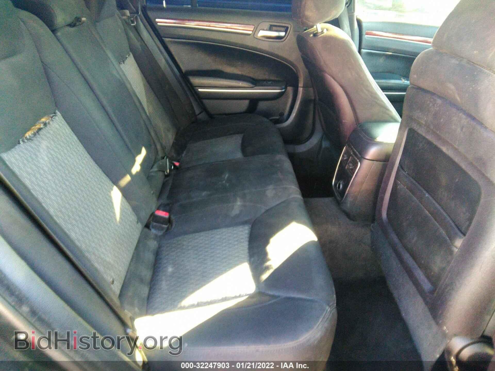 2012 CHRYSLER 300 - VIN: 2C3CCAAG1CH213713 - Фото 8