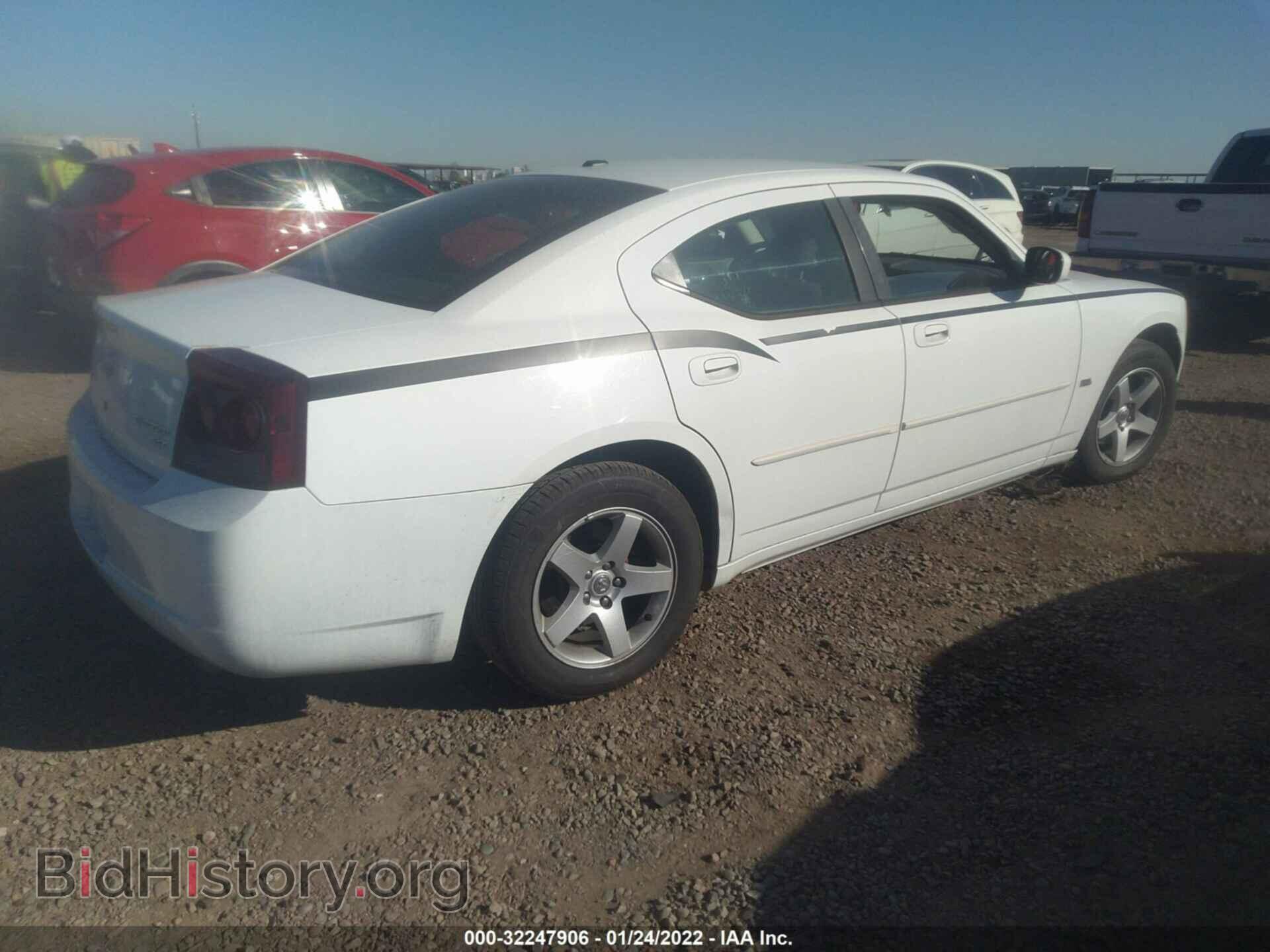 2010 DODGE CHARGER - VIN: 2B3CA3CV7AH257044 - Фото 4