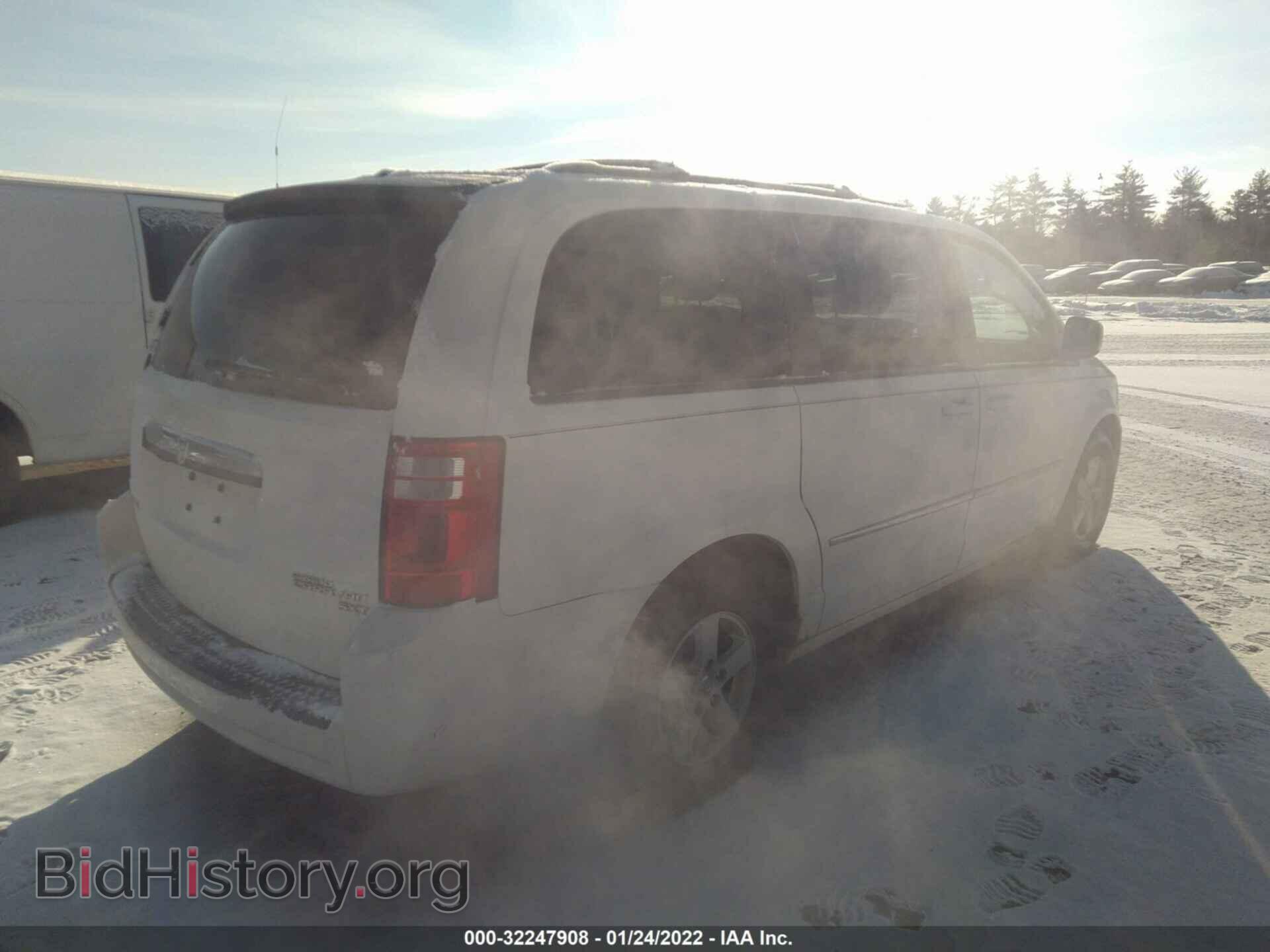2010 DODGE GRAND CARAVAN - VIN: 2D4RN5D11AR390383 - Фото 4