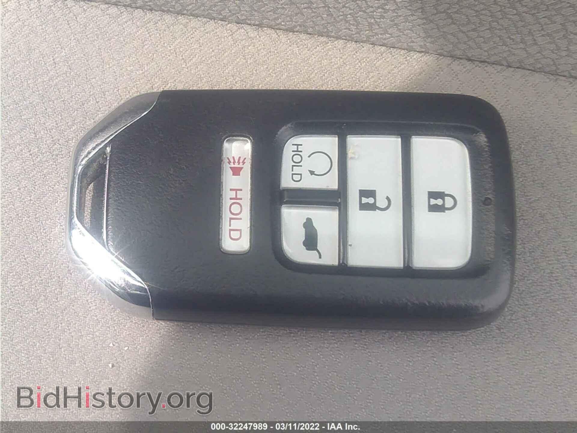 2017 HONDA CR-V - VIN: 2HKRW2H55HH634050 - Фото 11