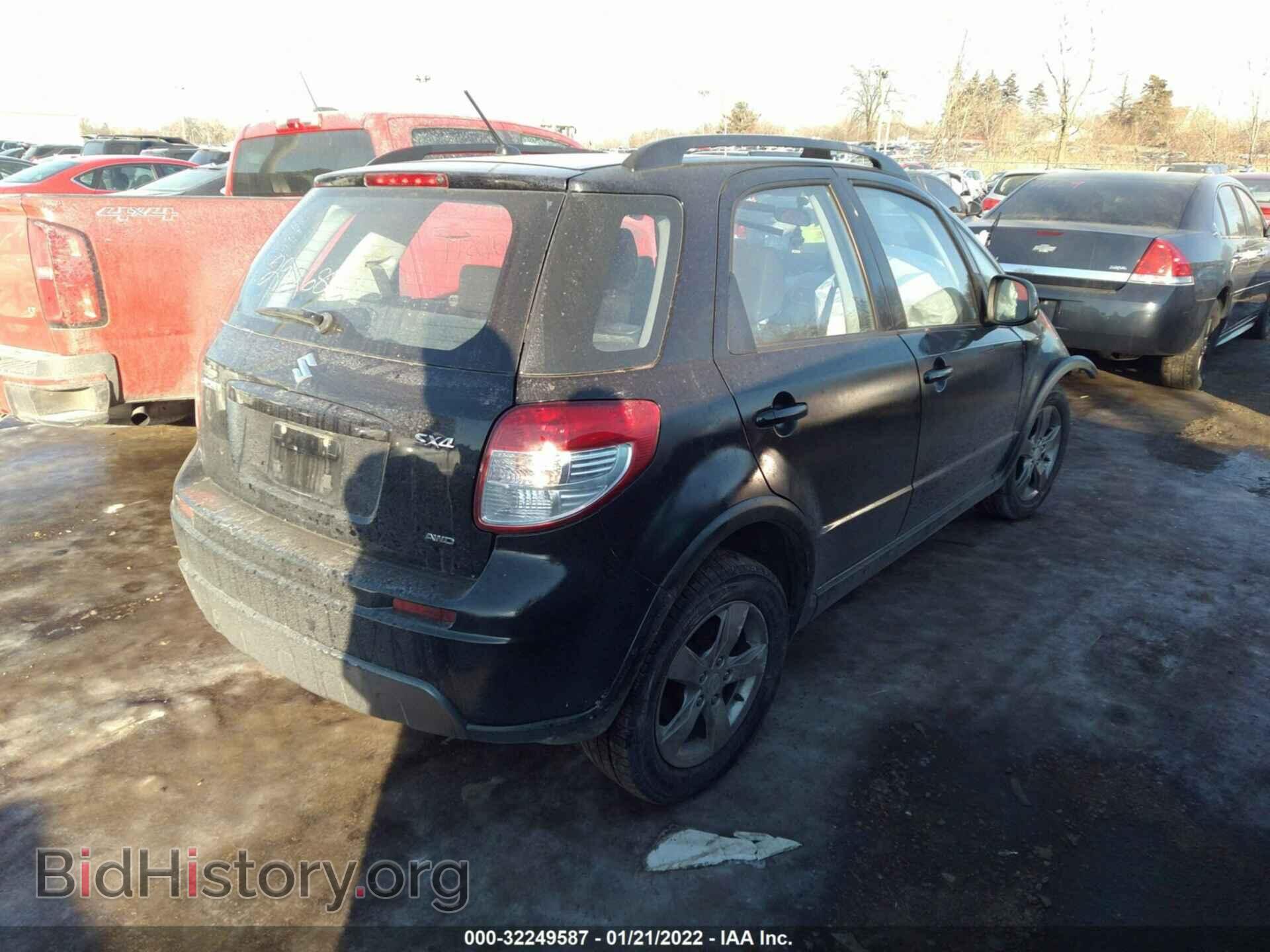 2011 SUZUKI SX4 - VIN: JS2YB5A30B6300484 - Фото 4