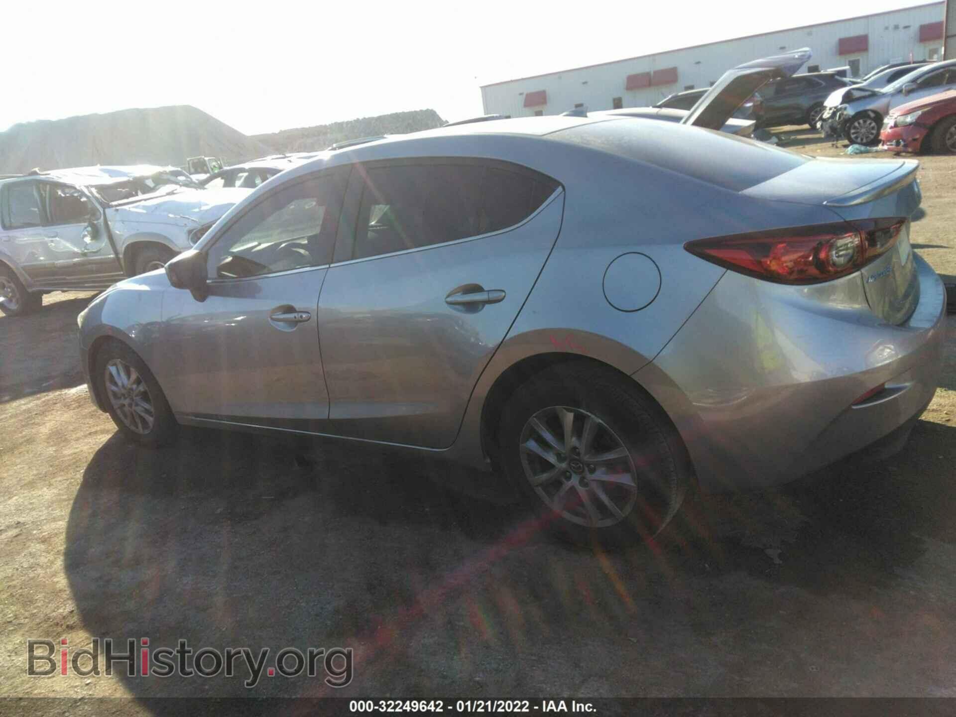 2016 MAZDA MAZDA3 - VIN: JM1BM1W77G1299238 - Фото 3
