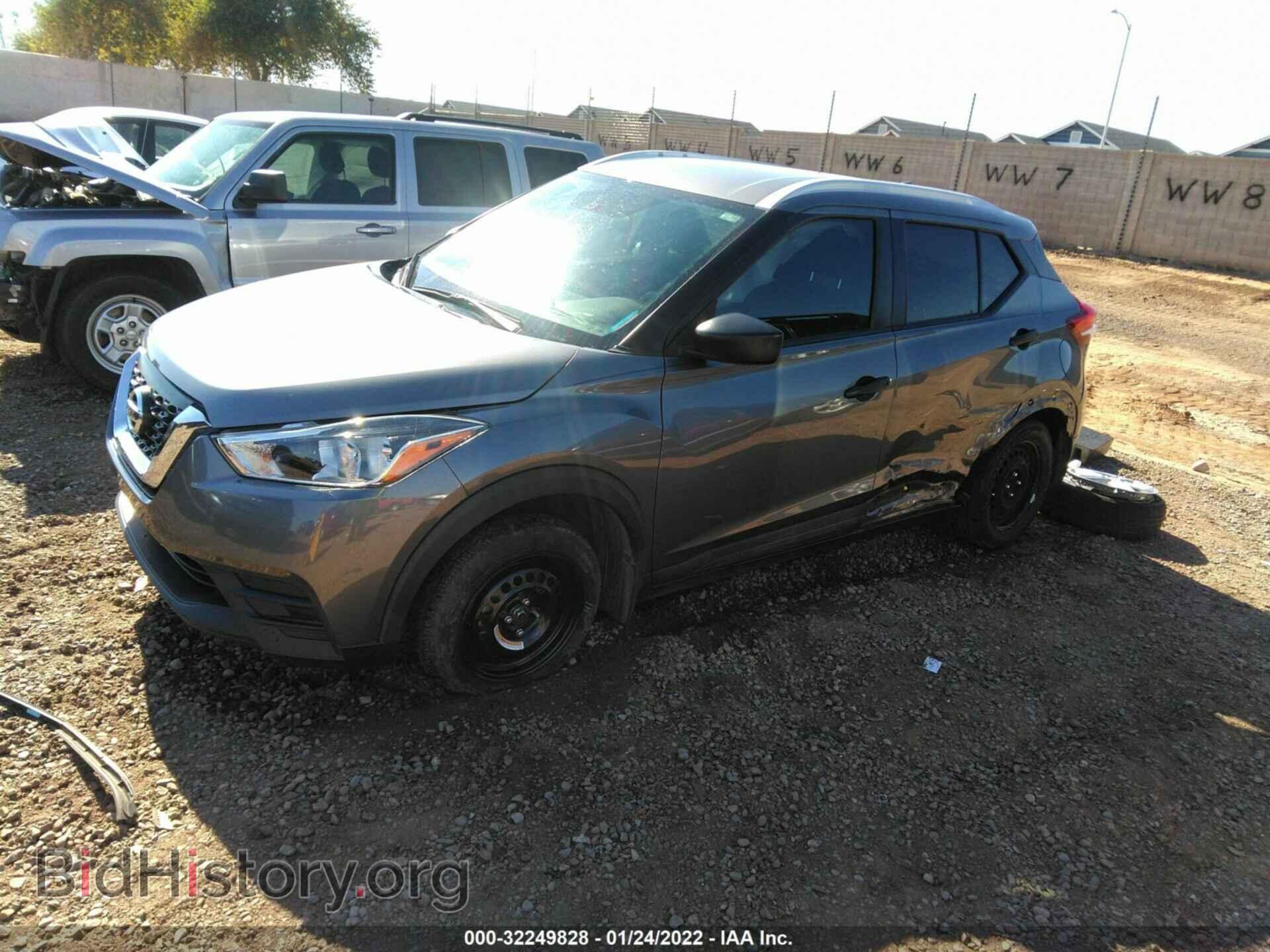 2019 NISSAN KICKS - VIN: 3N1CP5CU3KL531836 - Фото 2