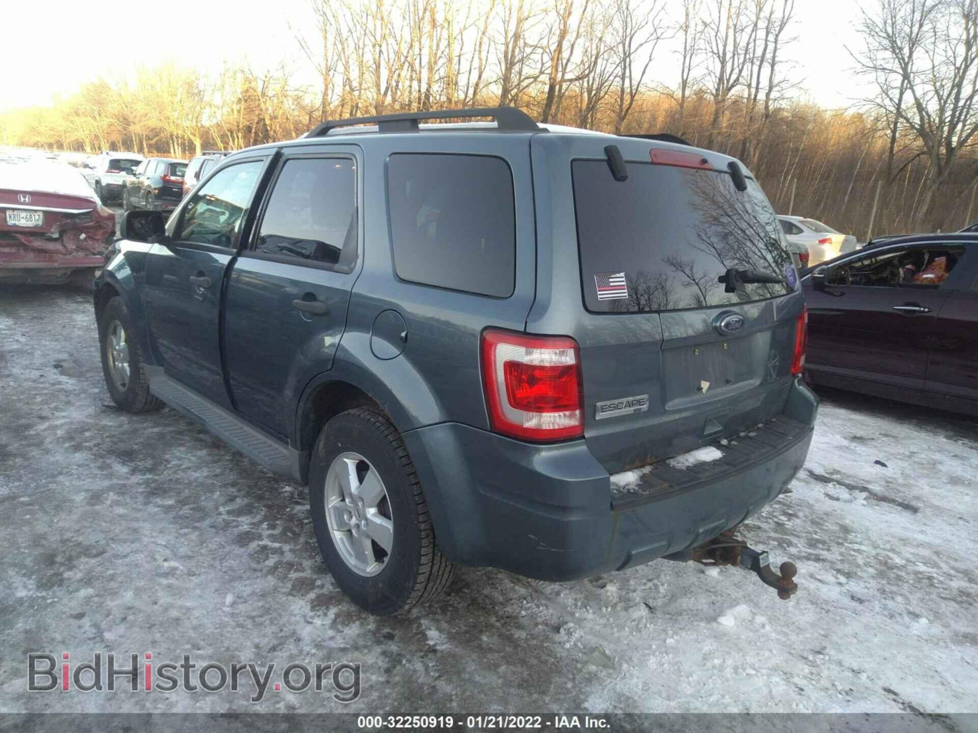 2010 FORD ESCAPE - VIN: 1FMCU9D77AKB08596 - Photo 3
