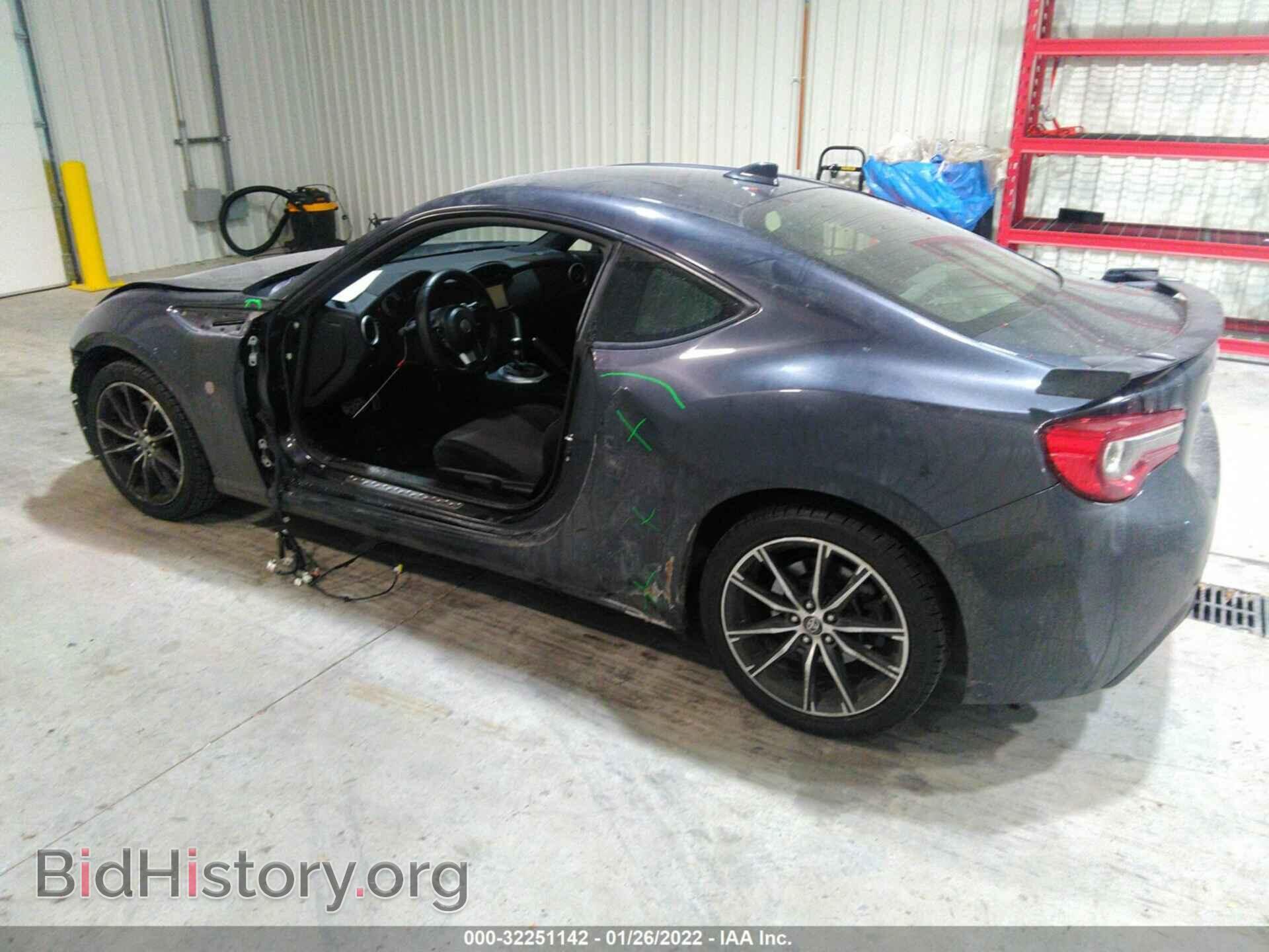 2017 TOYOTA 86 - VIN: JF1ZNAA19H8704643 - Фото 3