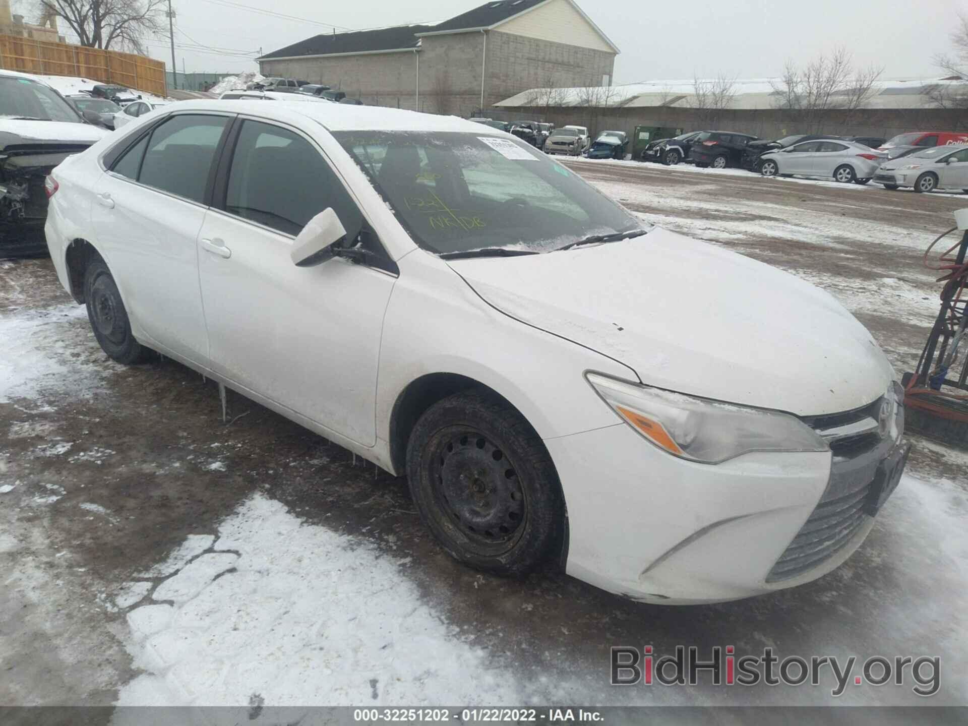 Photo 4T4BF1FK9FR464431 - TOYOTA CAMRY 2015