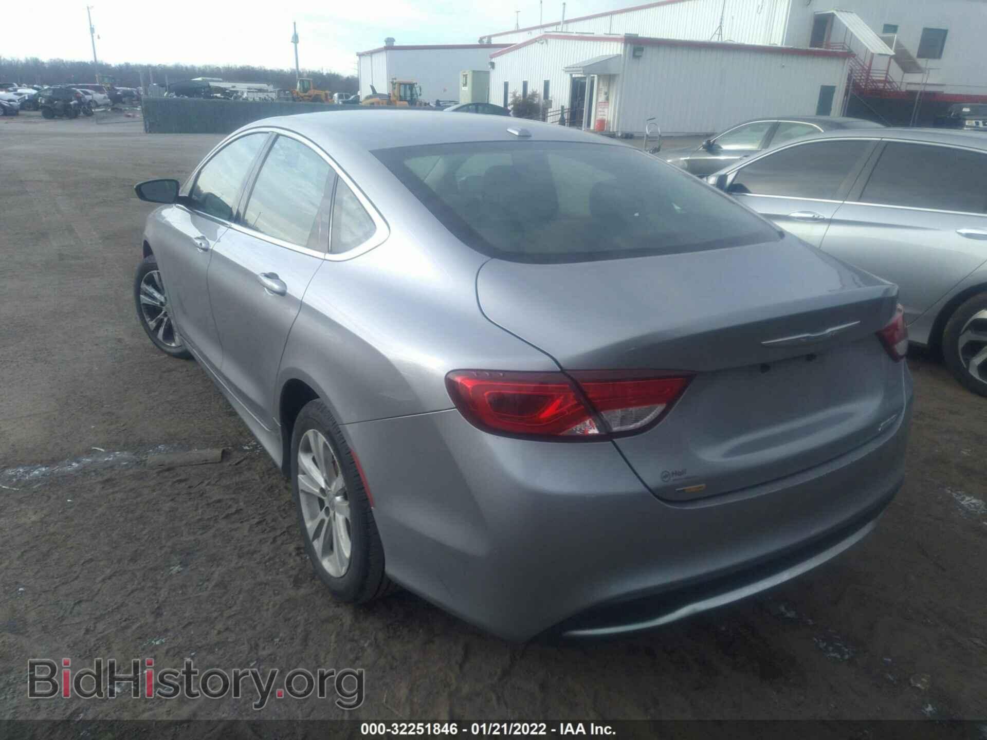 2016 CHRYSLER 200 - VIN: 1C3CCCAB4GN160132 - Фото 2