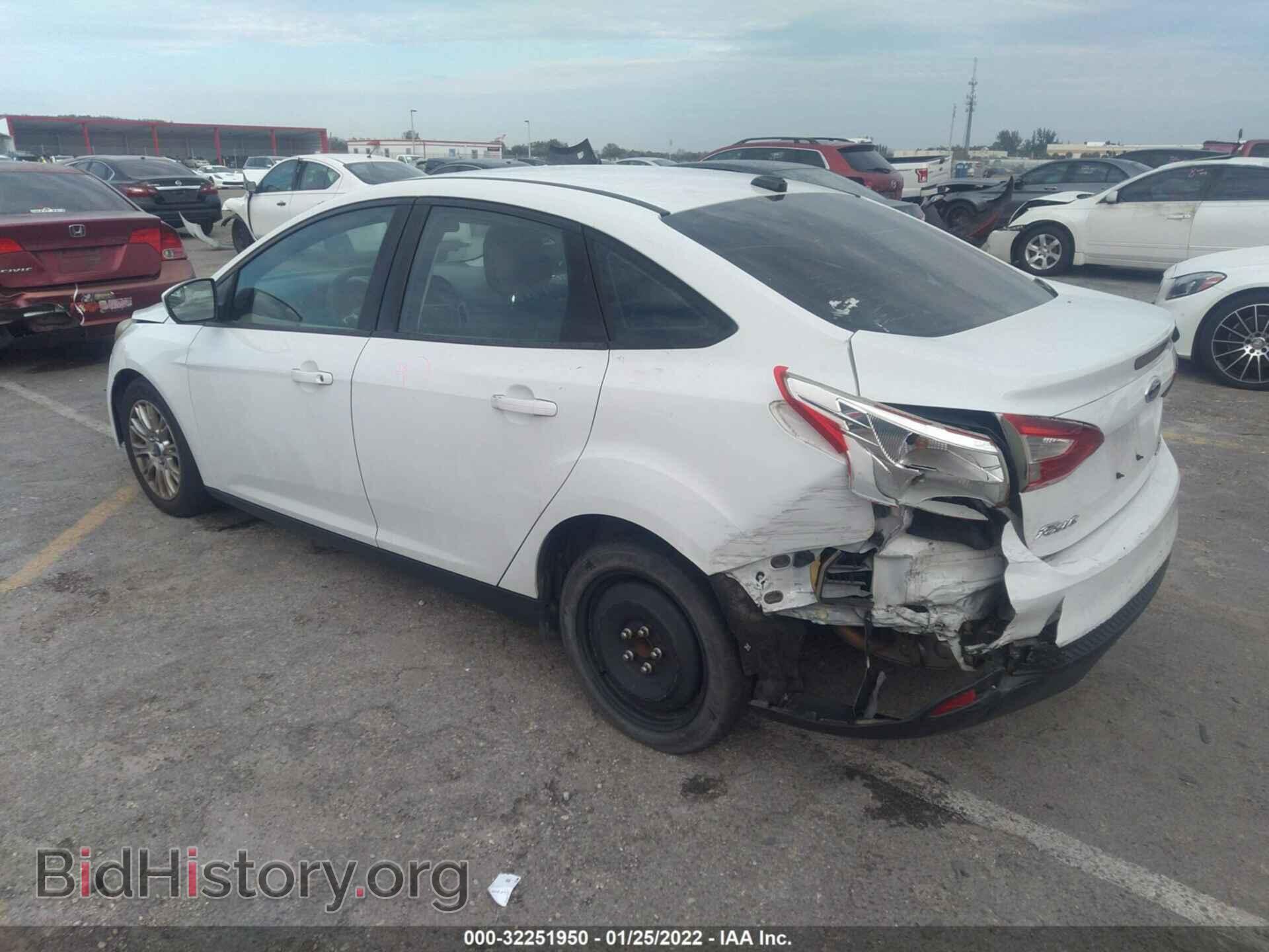 2012 FORD FOCUS - VIN: 1FAHP3F2XCL456282 - Фото 3