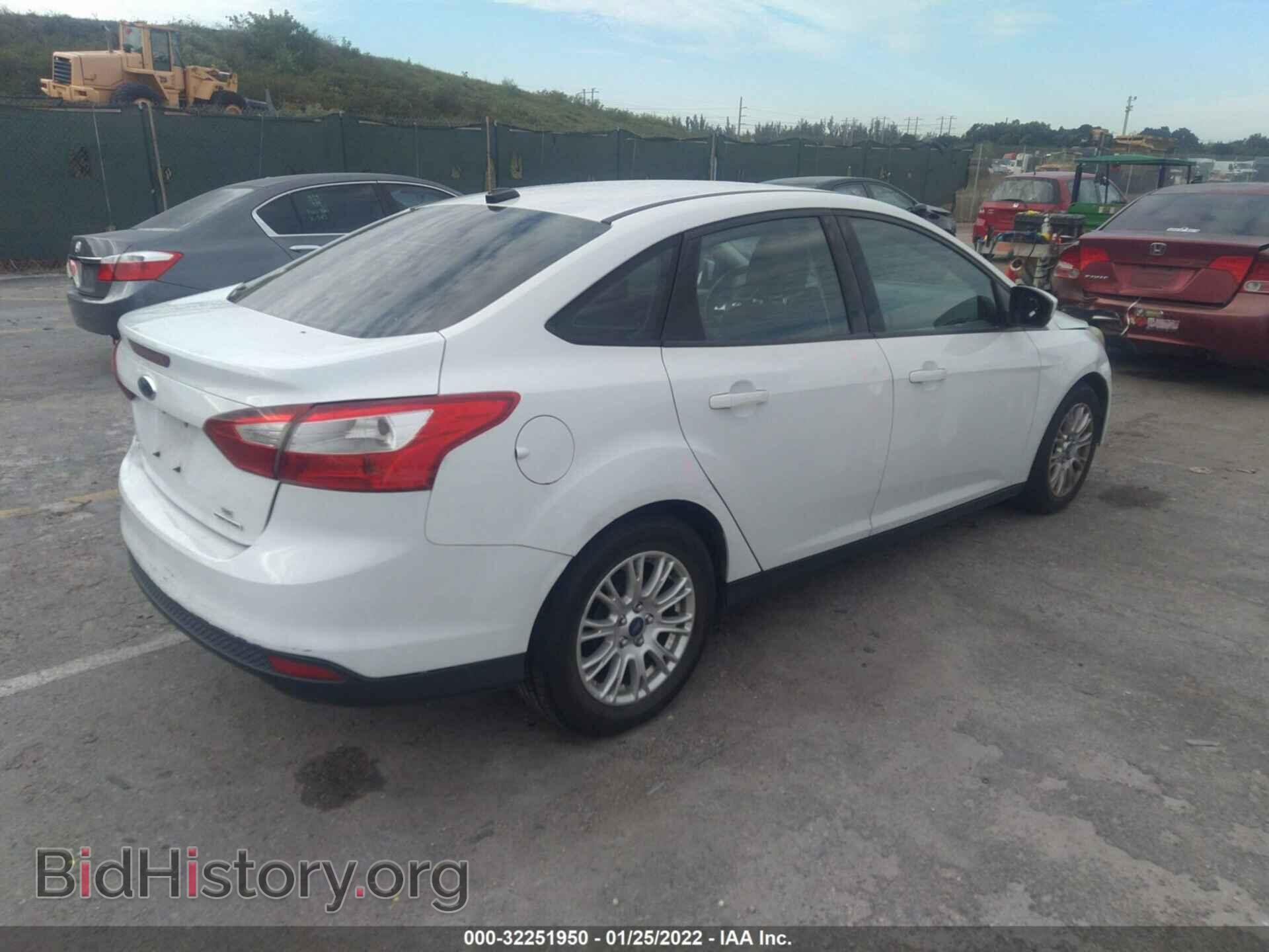 2012 FORD FOCUS - VIN: 1FAHP3F2XCL456282 - Фото 4