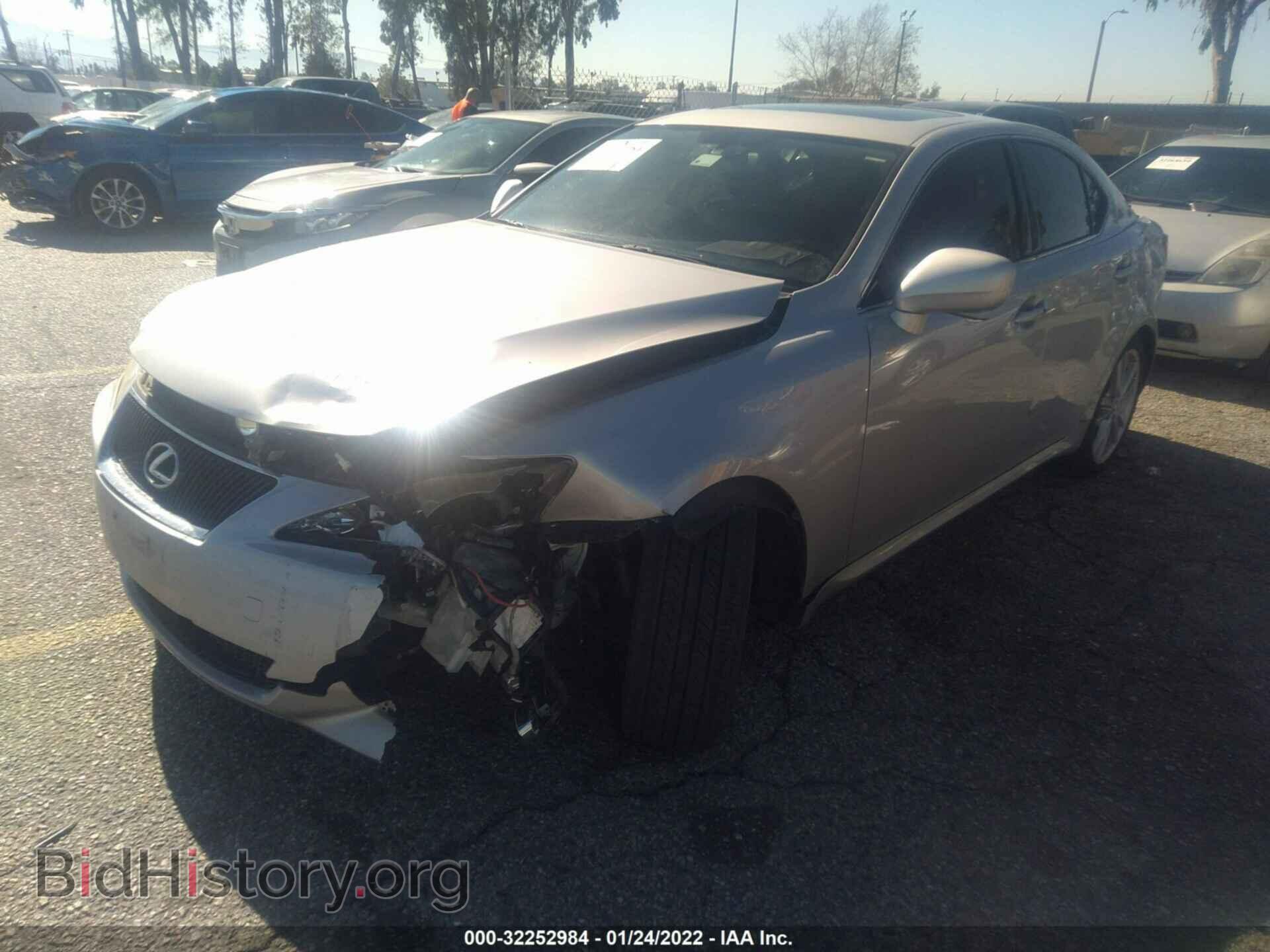2007 LEXUS IS 350 - VIN: JTHBE262372009514 - Фото 2
