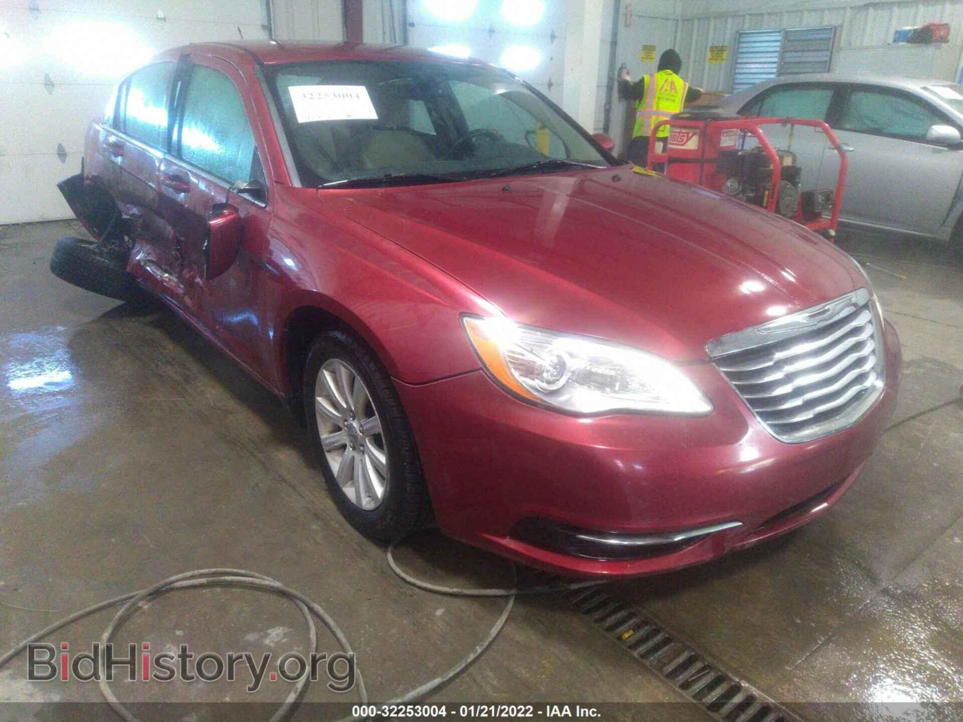 Фотография 1C3CCBBB4DN727024 - CHRYSLER 200 2013