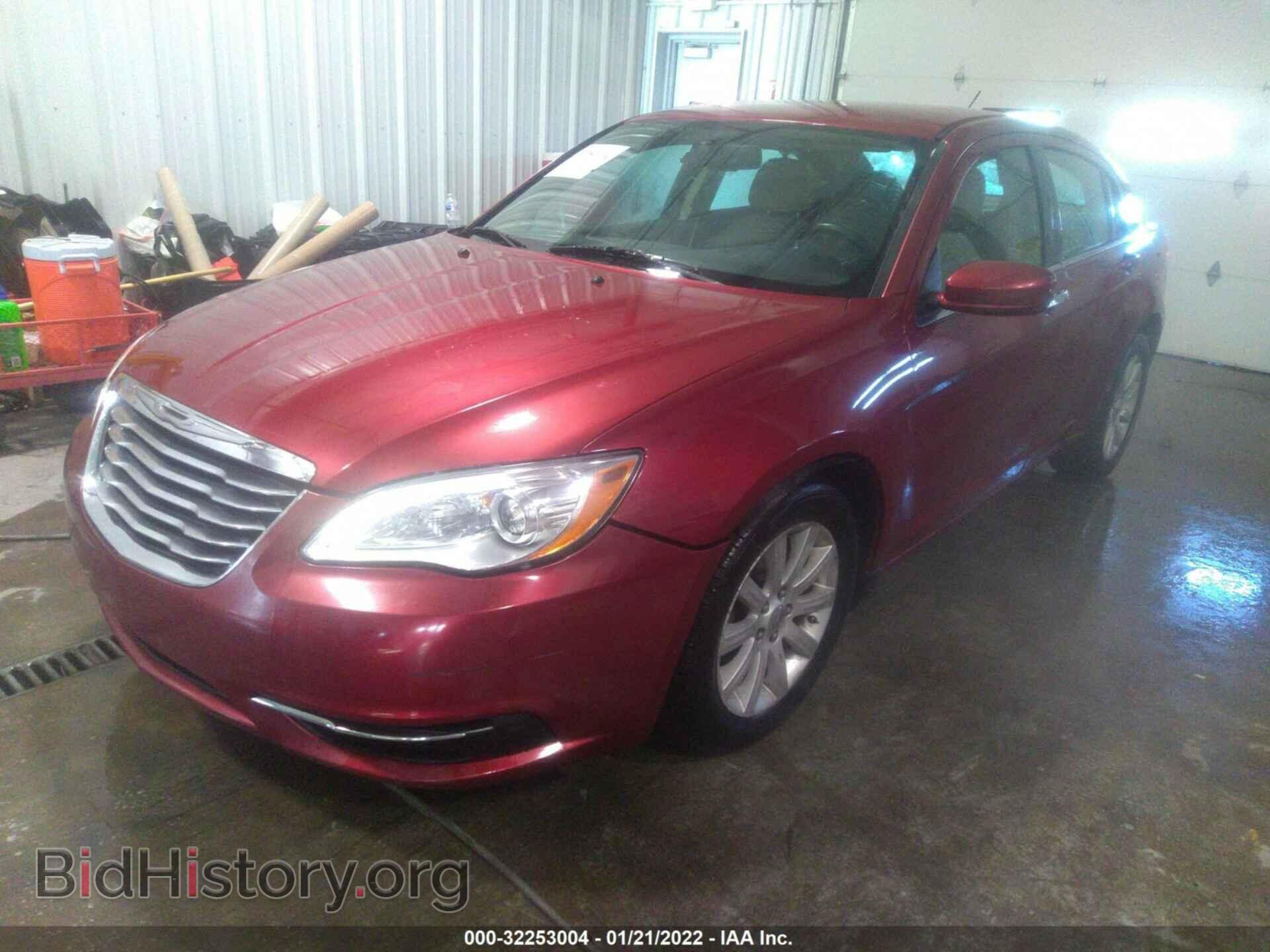 2013 CHRYSLER 200 - VIN: 1C3CCBBB4DN727024 - Фото 2