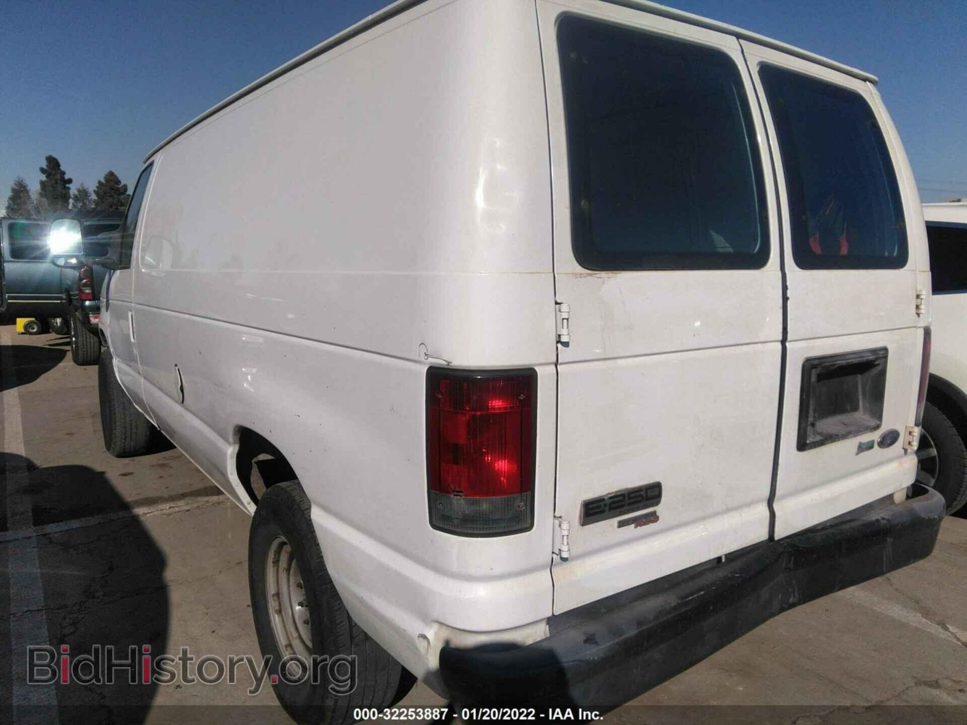 2011 FORD ECONOLINE CARGO VAN - VIN: 1FTNE2EL8BDB28777 - Фото 3