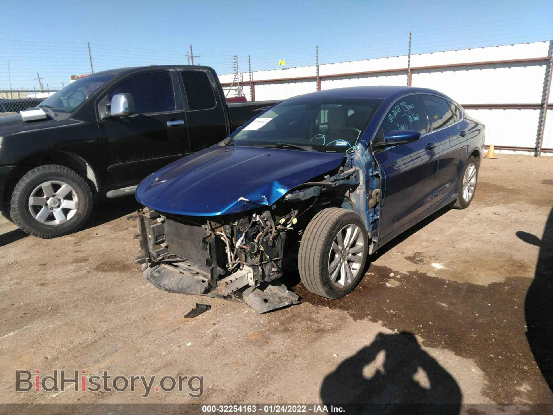 2016 CHRYSLER 200 - VIN: 1C3CCCABXGN120184 - Photo 2