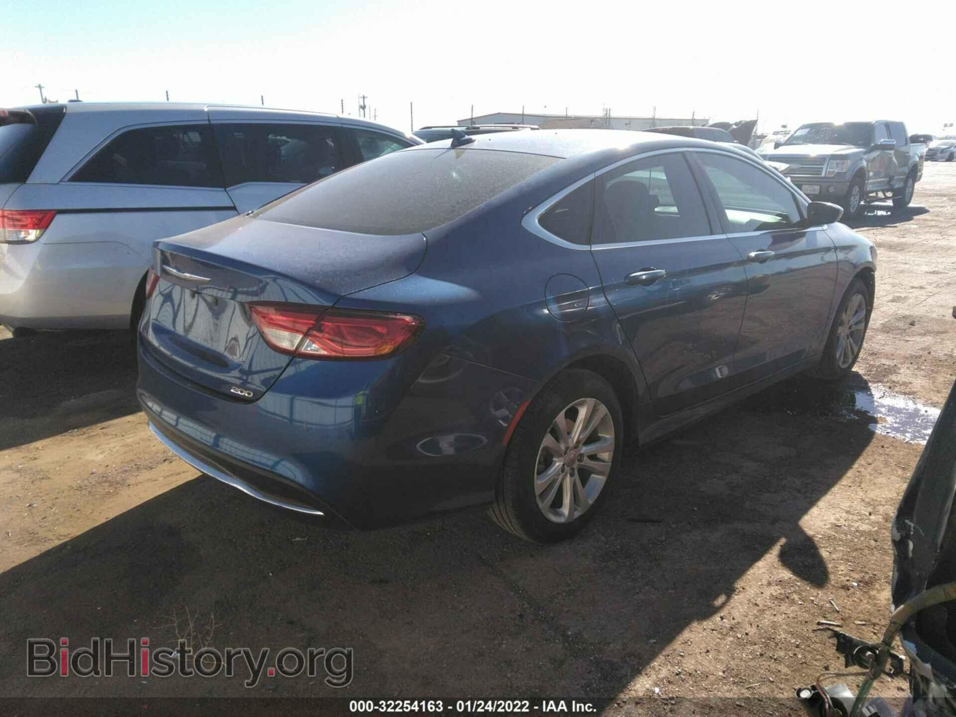 2016 CHRYSLER 200 - VIN: 1C3CCCABXGN120184 - Photo 4